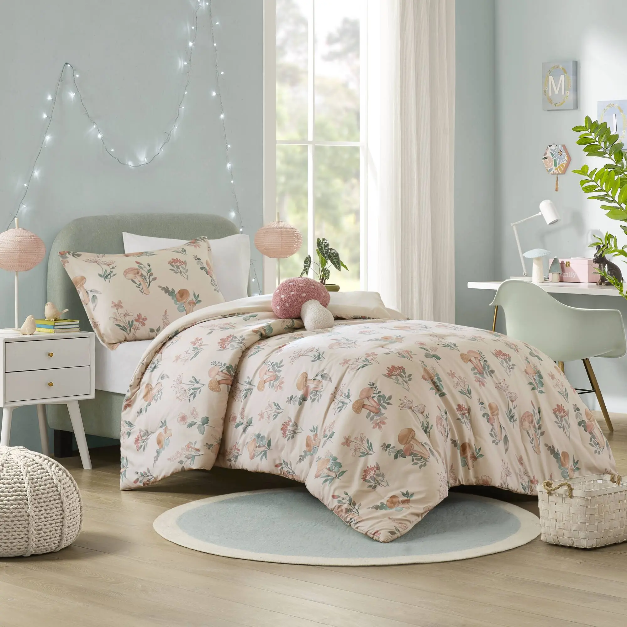 ARCH 3-Piece Twin/Twin XL Mushroom Garden Comforter Set, Soft Microfiber Bedding with Whimsical Mushroom and Floral Pattern, Lightweight All-Season Down Alternative Comforter and Pillow Shams, Perfect for Kids, Teens, and Nature-Themed Bedroom Decor