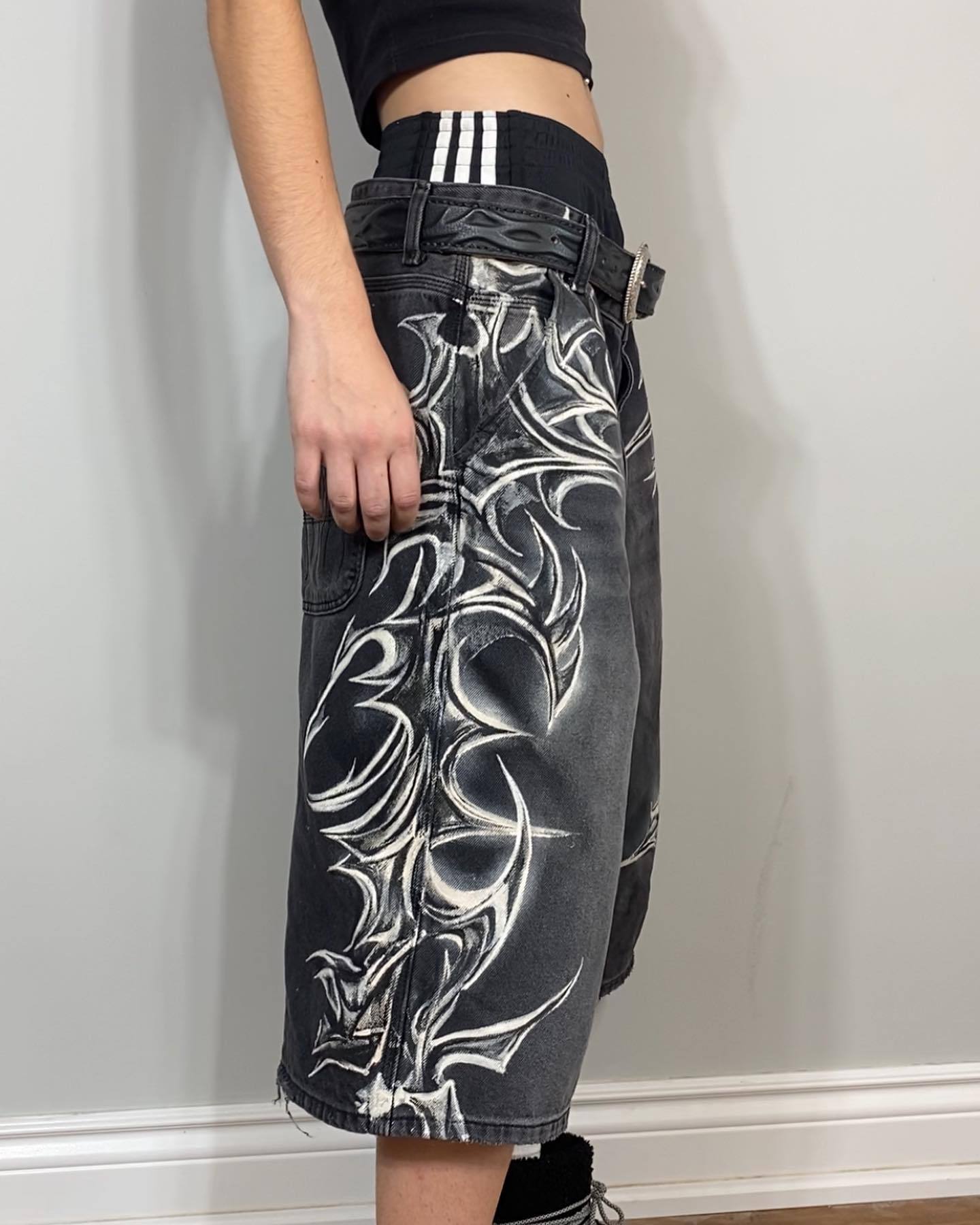 Unisex Vintage Gothic Denim Shorts, Summer Hip-Hop Harajuku Loose 5-Inch Shorts, Streetwear Casual Bottoms