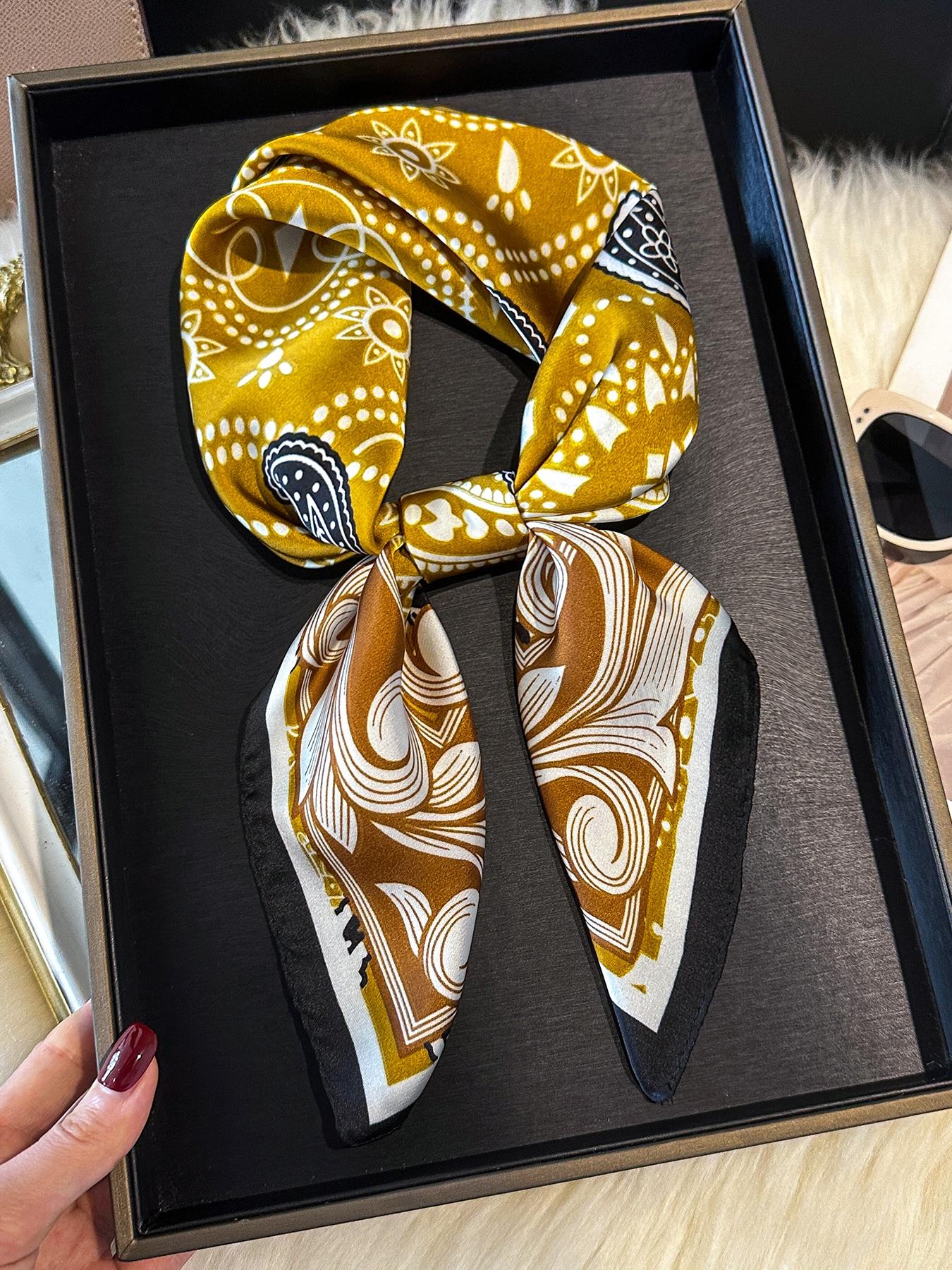 1pc Paisley Printed 27.6 Inch Silky Bandana, Versatile Accessory For Men As Neck Scarf, Headscarf, Headband And More