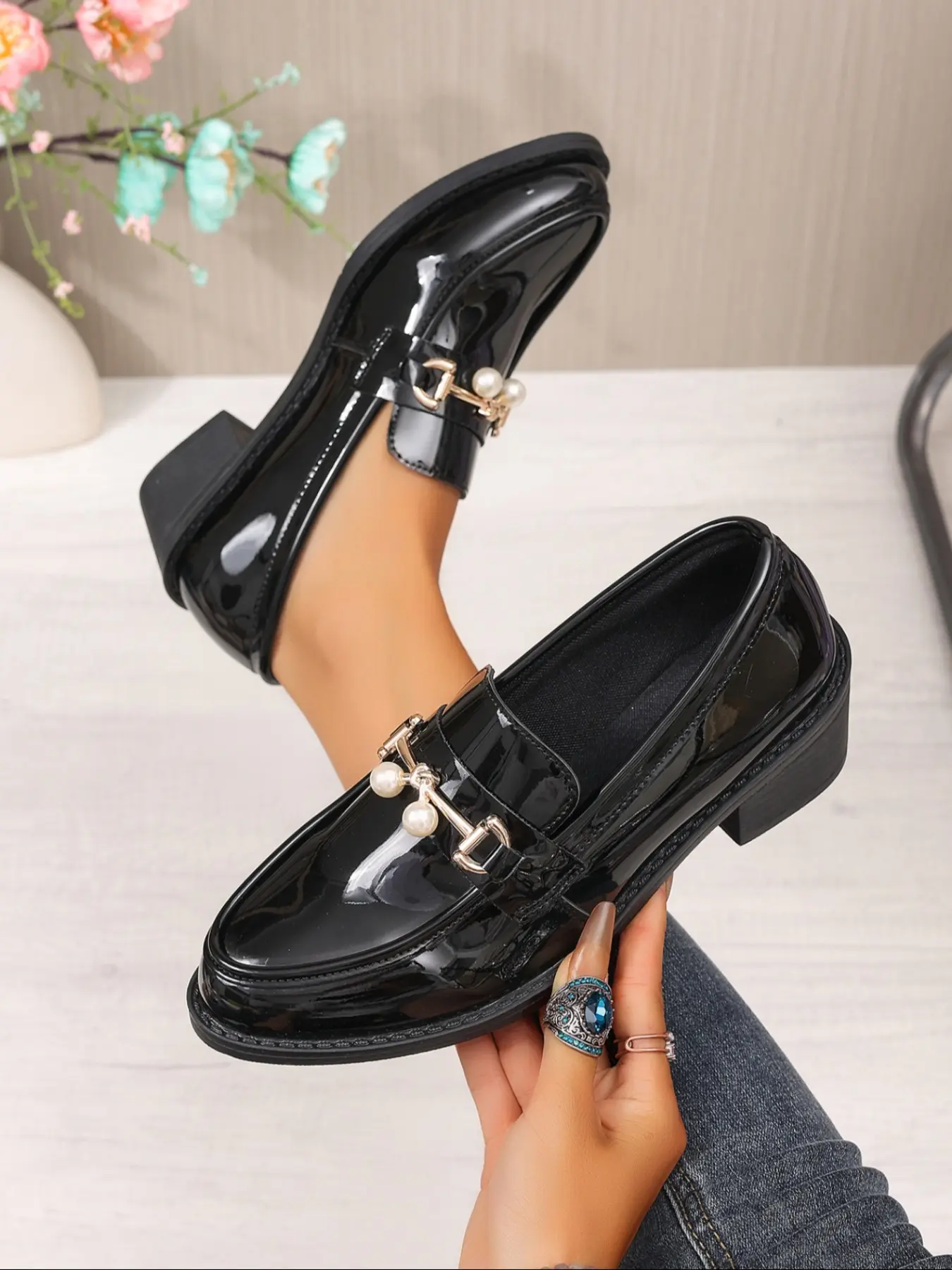 Women's Pearl Decorated Chunky Heel Loafers, Square Toe Slim Fit Slip-On Shoes, British Style Office Leather Shoes, Daily Wear Low Heel Boots