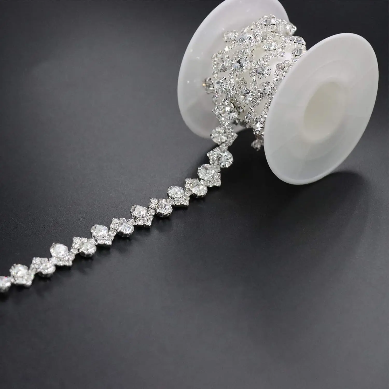 Rhinestone Trim, Crystal Rhinestone Chain Applique, Ideal for DIY Decoration and Wedding Clothing Embellishments, 0.4" Width (Silver, 1 Yard)