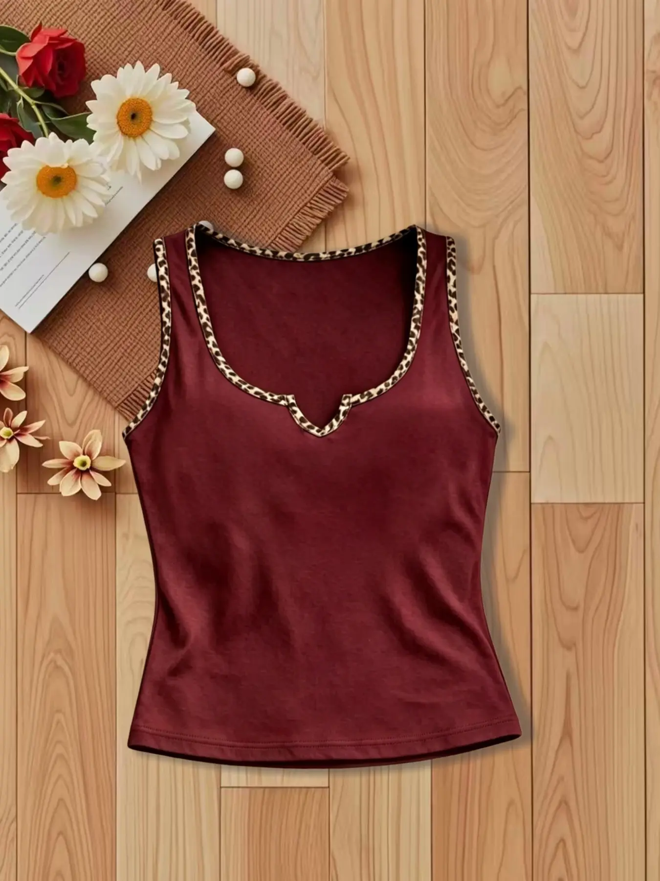 Women's Vintage Leopard Print Contrast Tank Top, U-Neck Slim Fit Sleeveless Underwear, Fashionable Backless Design, Perfect for Daily Wear
