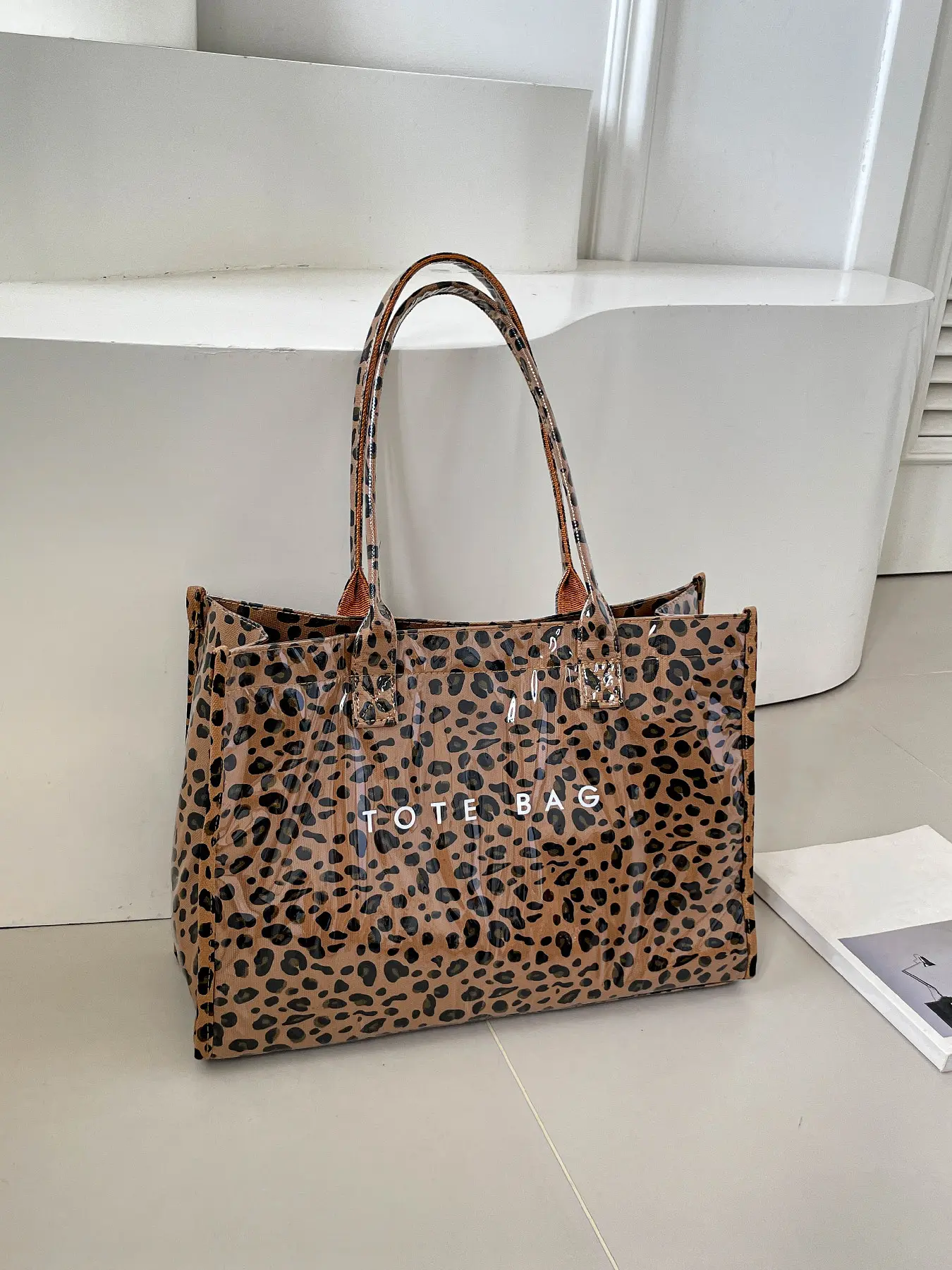 Women's new large capacity PVC letter design tote bag can be carried by hand, one shoulder, suitable for work and daily use