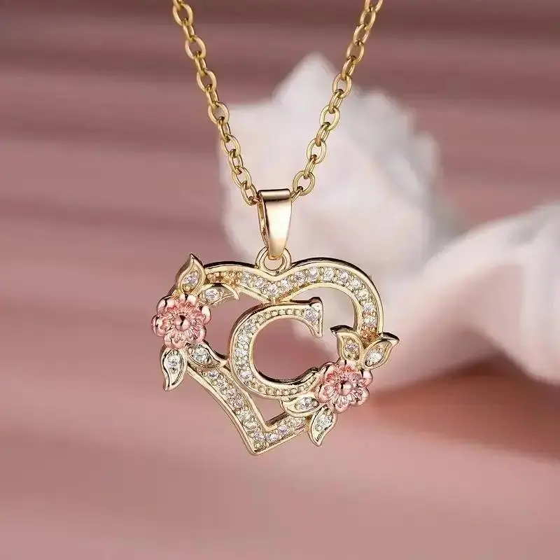 Women's 1pc A-Z Letter Heart Shape Necklace, Elegant Sparkling Zirconia Rose Golden Jewelry, Valentine’s Day Gift for Female Wear, Bag Charm Accessory GM-954 summerwins, Sparkling Look, Initial Necklace, Heart Necklace
