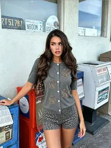 California Retro Leopard Print Knit Cardigan, Short Sleeve Button Front, Fitted Slim Fit, Women's Daily Party Top, All over Print