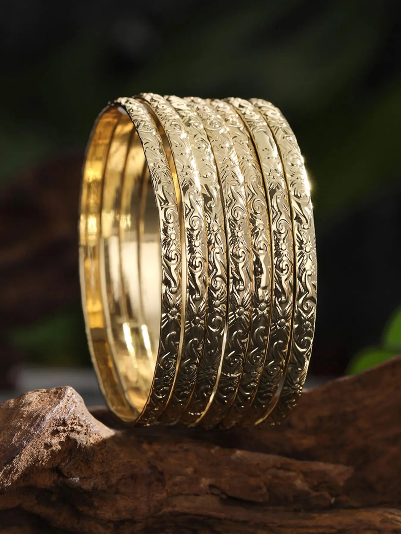 7pcs In a set, Hawaiian Style 3MM Wide Vine Patterns Copper Bangle Bracelet - Valentine'S Day Gift Suitable for All Seasons