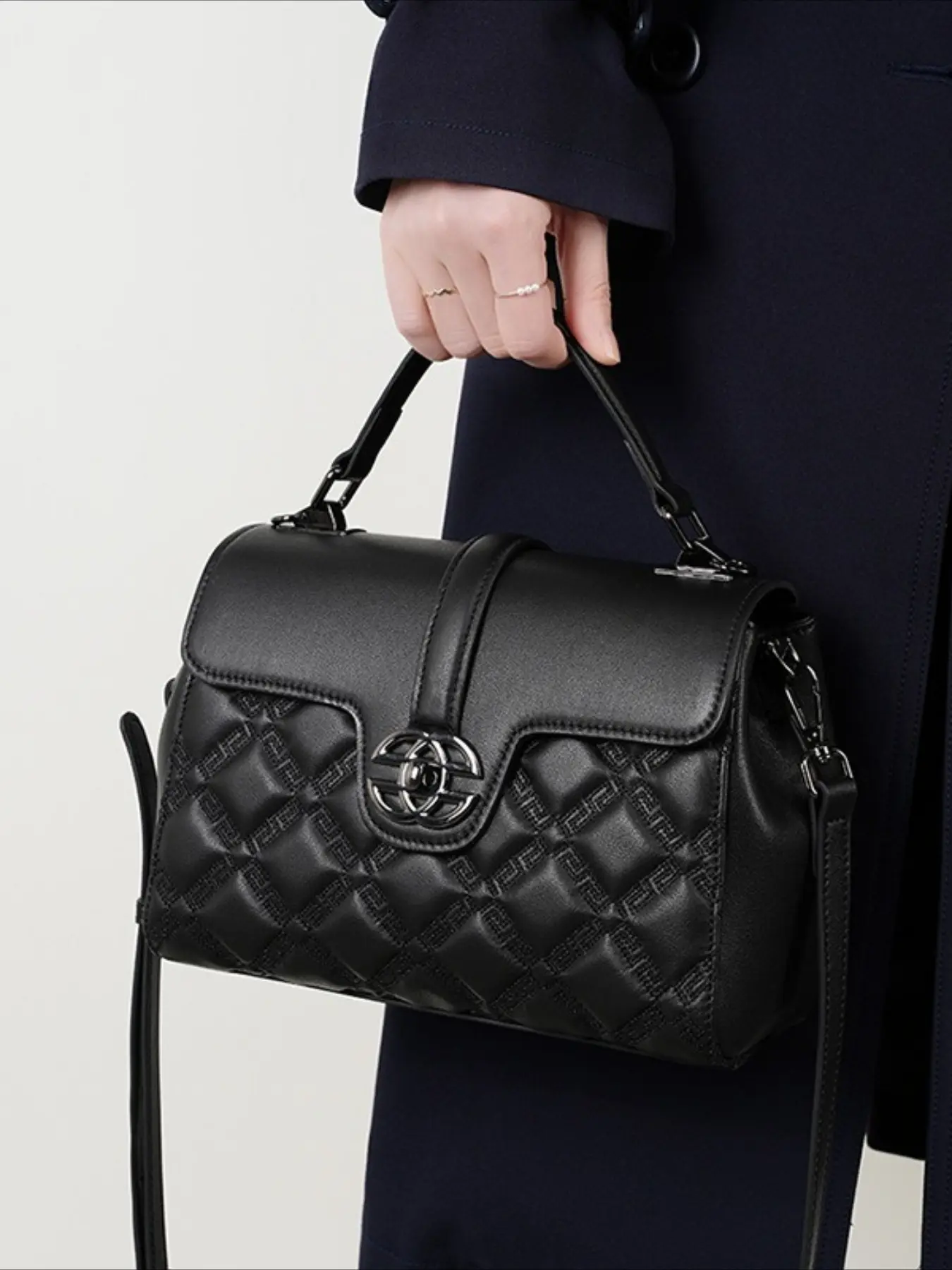 Bag women's new commuter leather women's bag large capacity mother bag messenger bag high-end handbag cowhide material Casual Handbag