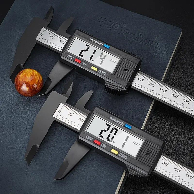 An electronic micrometer measuring tool with an LCD display, using a carbon fiber plastic vernier caliper, a battery-powered precision measuring instrument for furniture hardware parts - measuring range up to 150mm