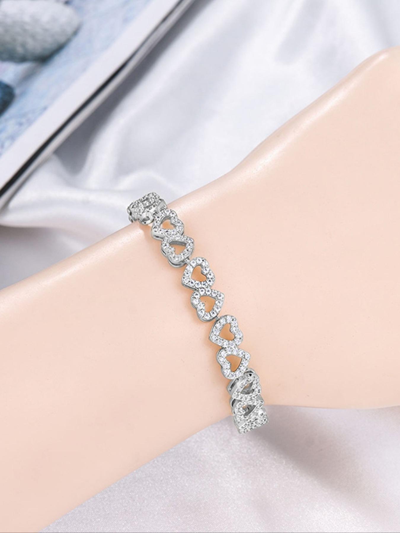 Women's Rhinestone Decorated Hollow Out Heart Design Cuff Bangle, Cuff Bangles Bracelets, Exquisite Minimalist Bangle, Jewelry As Gift, Matching Bracelet, for Fall, Heart Shaped Bracelet
