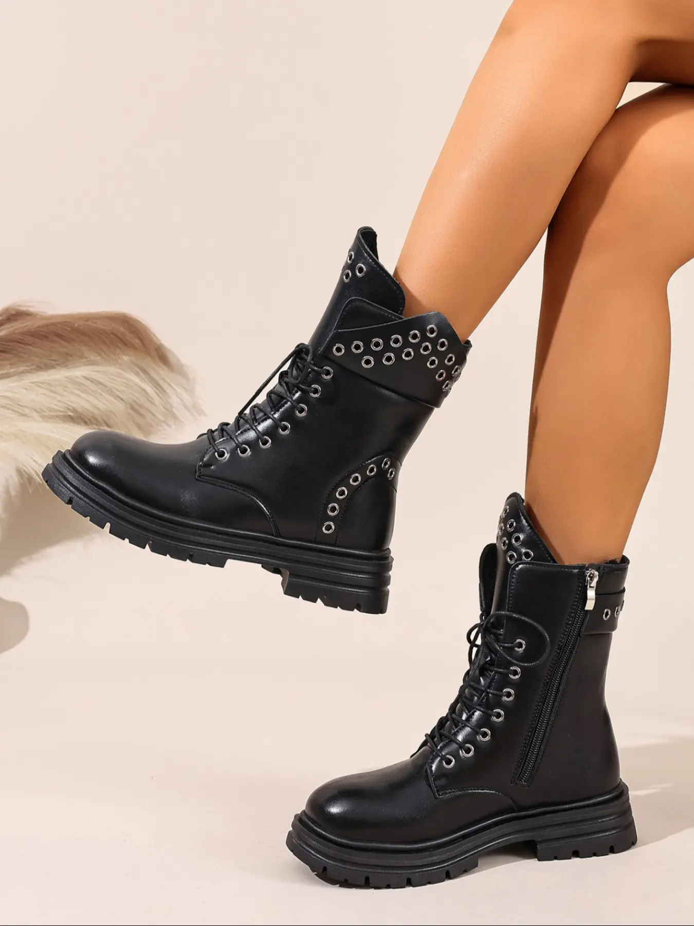 New Fall Winter Metal Eyelet Lace-Up Work Boots, Anti-Slip Thick Sole Motorcycle Boots, Punk Style Short Boots for Women