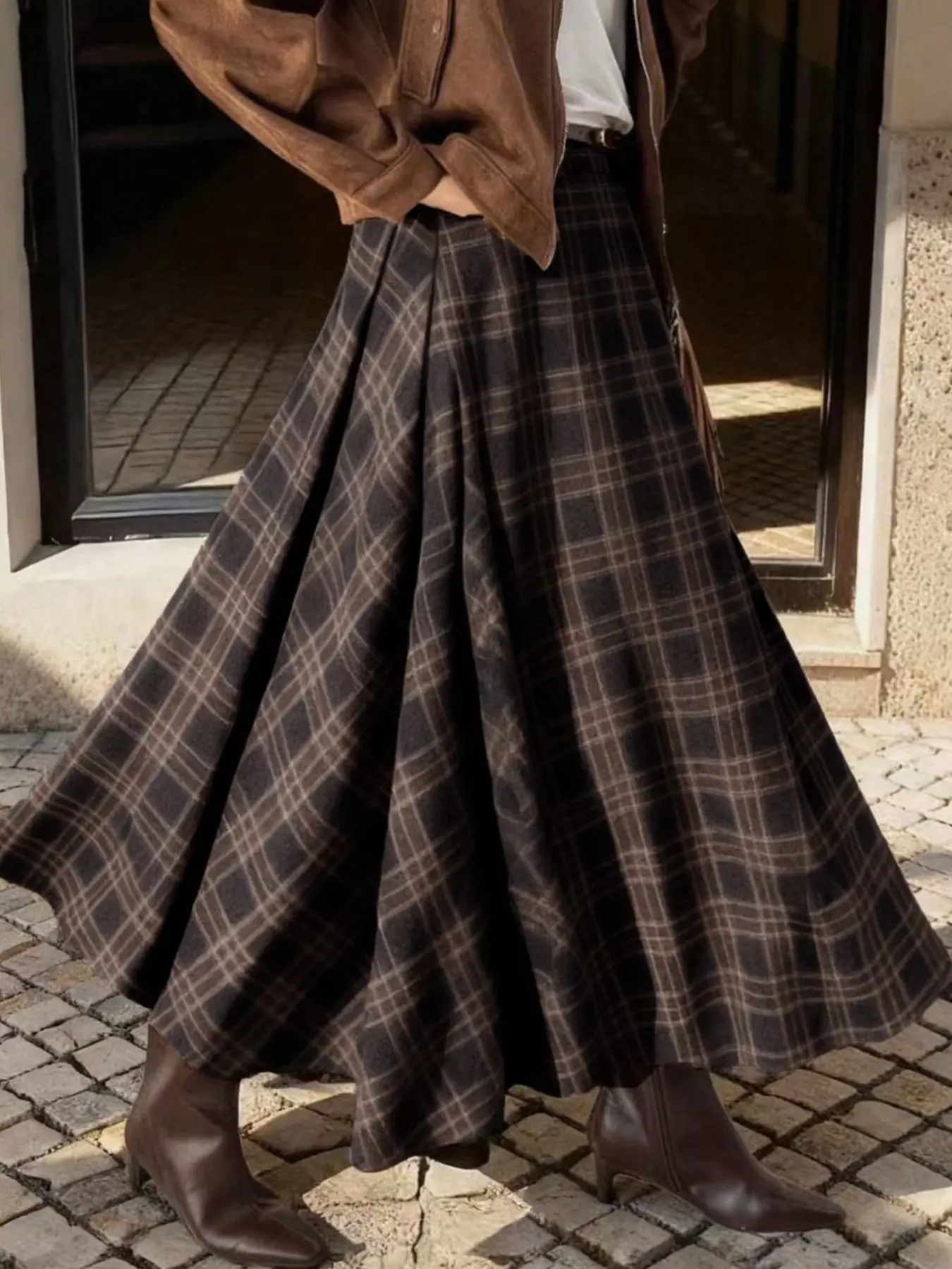 Slimming Plaid A-Line Midi Skirt, Vintage Mid-Waist Pleated Fit Wide Leg Knit Long Dress, Perfect for Fall Winter Commute, College Style, Casual Wear, Bottoms, Casual Fashionable Skirt