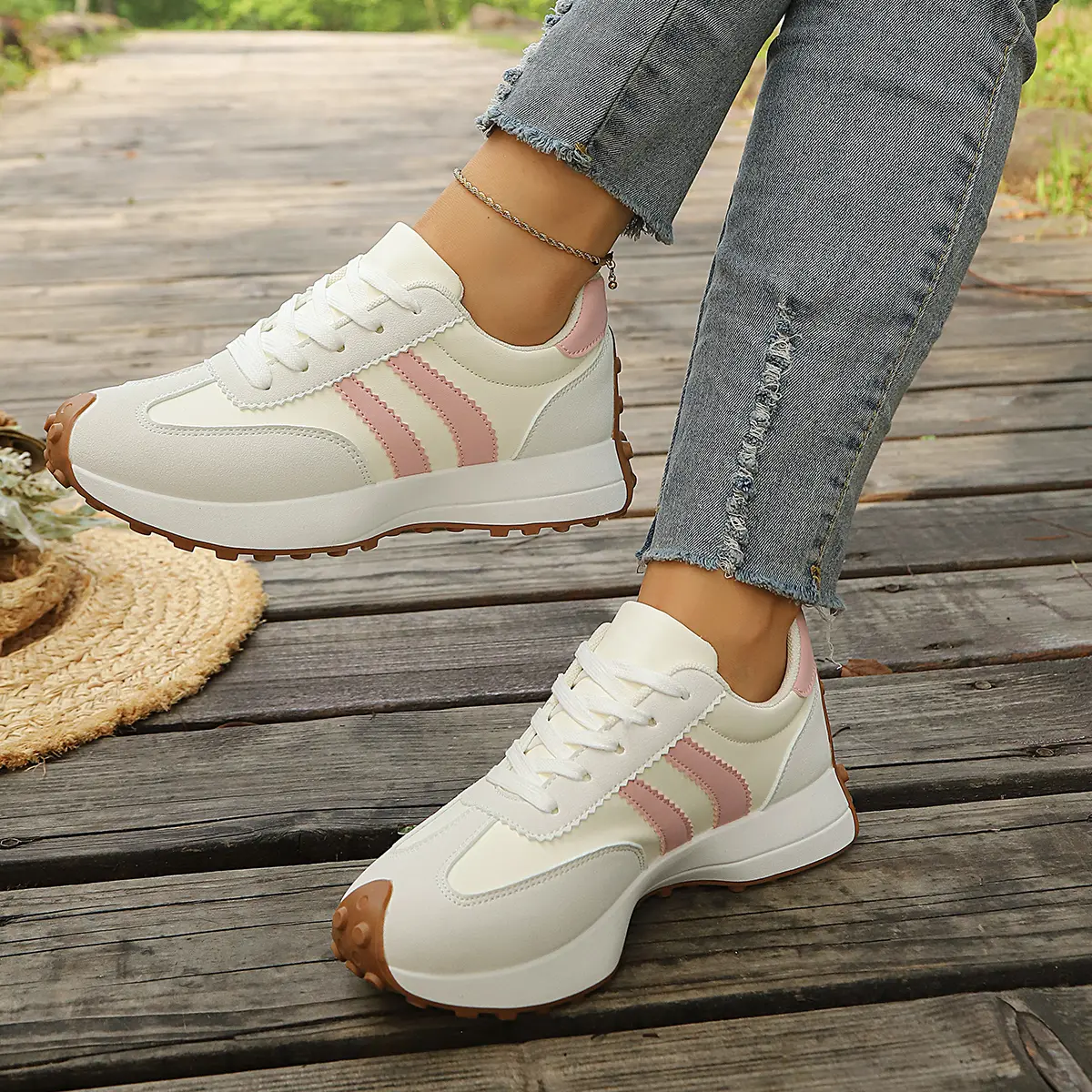 Women's Chunky Platform Running Shoes, Breathable PU Synthetic Lace-Up Sneakers with Slip-Resistant Rubber Soles, Walking Shoes, Casual Trainers, Low Top, Round Toe, Sporty Chic
