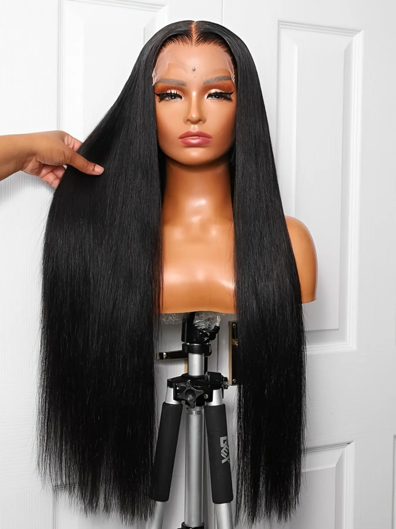 Trendy New 26-Inch Ultra-Soft Lace Front Wig, Lace Frontal Wigs, 180% Density Straight Hair, Pre-Pulled, Daily Use, All Seasons, Curly Hair Type