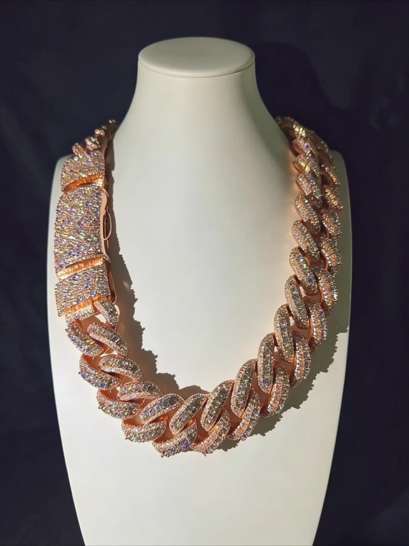 22mm ice crystal colorful hip-hop Cuban chain necklace VVS, size optional, to suit different wearing needs, trendy, Halloween personalized accessories, Zircon Necklace, Jewelry Necklace