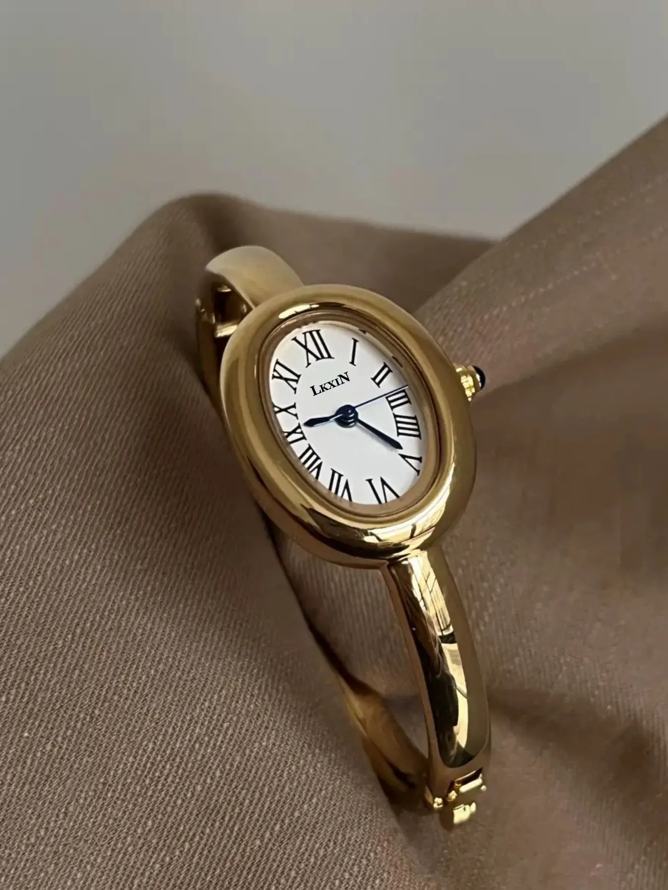 Elegant Bracelet Watch for Women, Quartz Movement, Rectangle Face, Mineral Glass, Casual Style, All Seasons Accessory