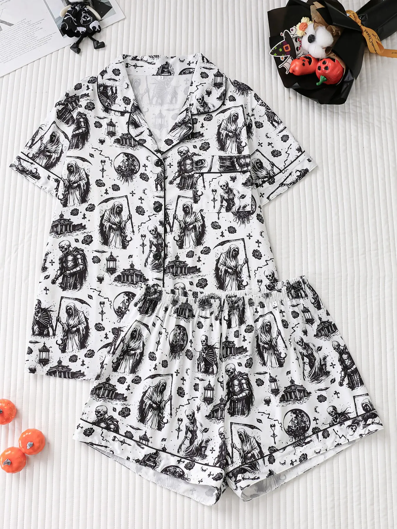Halloween Gothic Dark Wind Pajama Set, All over Print, Short Sleeve, Fitted, Casual, Lightweight, Soft Fabric, Women's Sleepwear