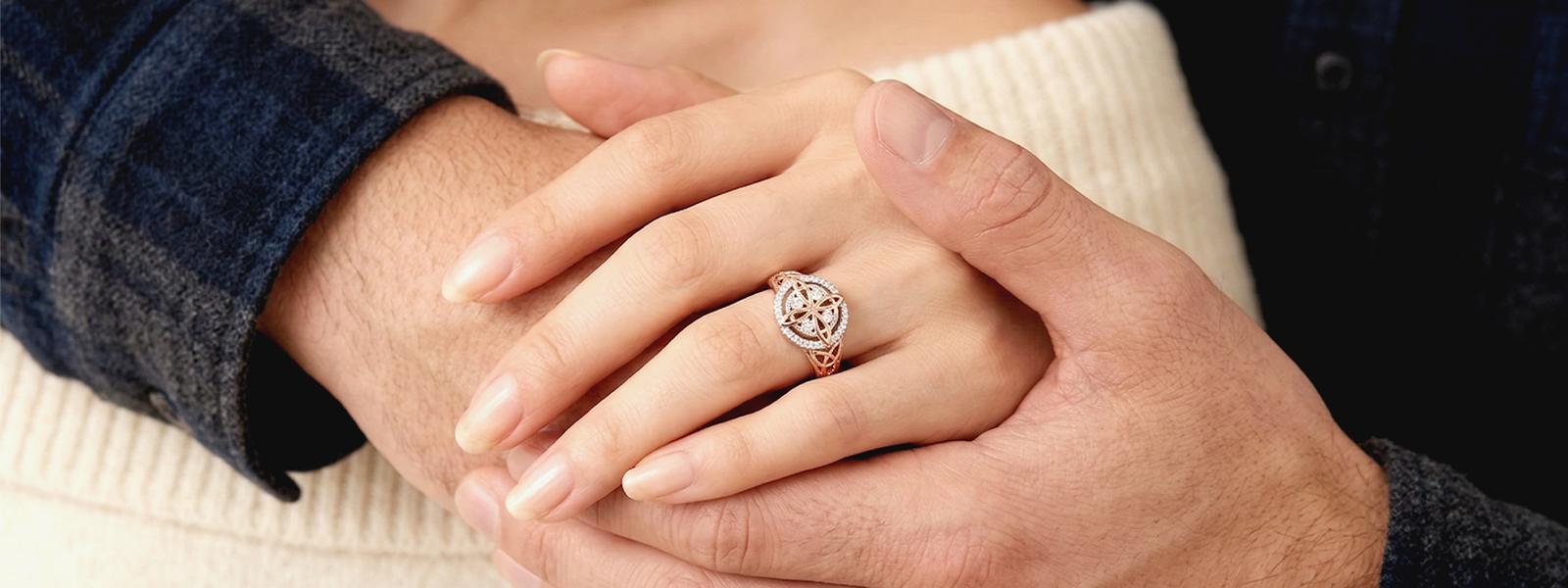Rose Gold Plated Witches Knot Ring, Anillo Nudo de Bruja Original Celtic Knot , Cubic Zirconia Decorated Witch’s Knot Ring, Witchtok Witch  Pagan  for Devotion and Protection Valentine’s Day gift crystal jewelry