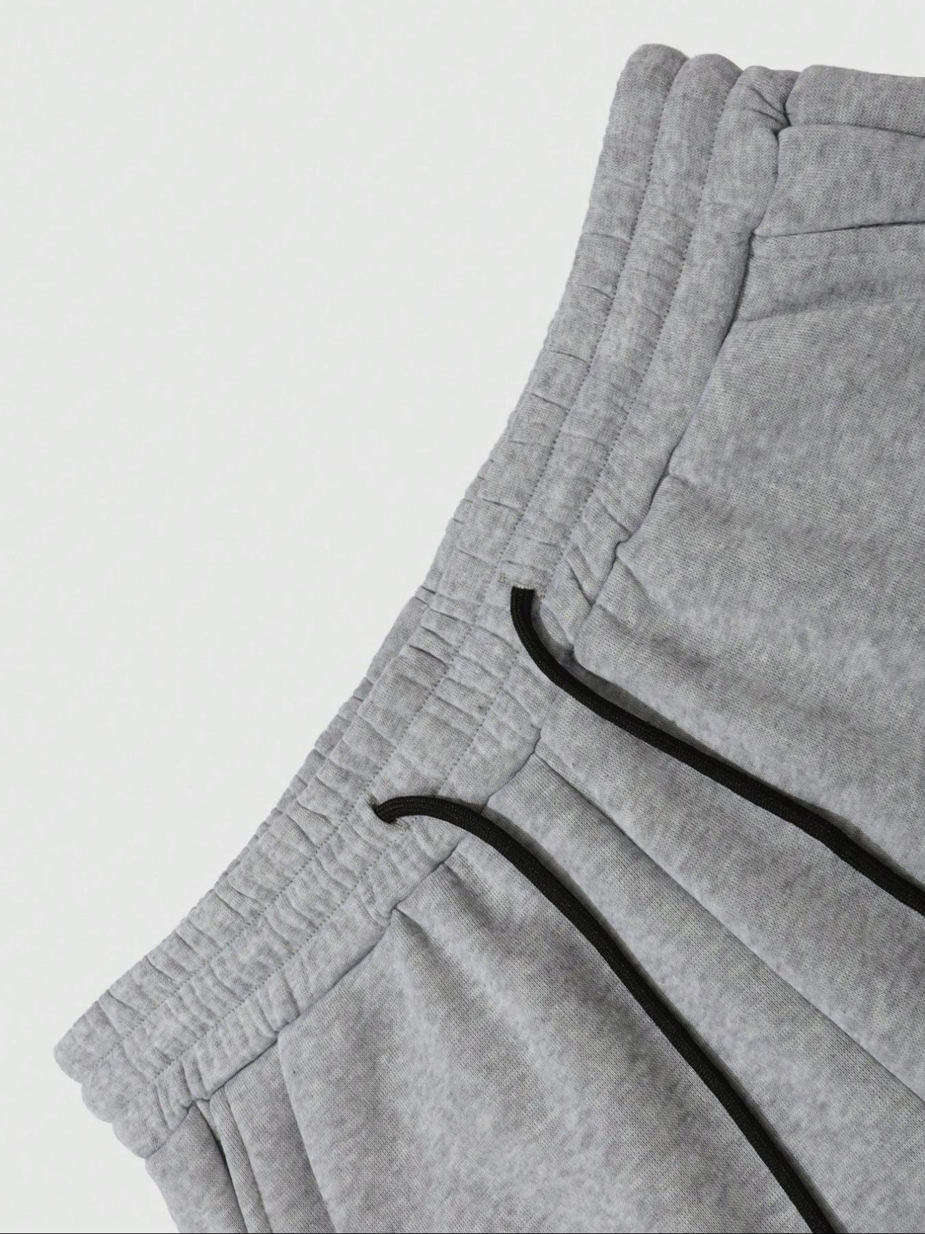 Two-Piece Set Men's Star Print Tee & Sweatpants, Regular Fit Casual Fashion Cozy Breathable for Daily Wear, Men's Clothes for All Seasons, Round Neck Menswear, Track Pants Set