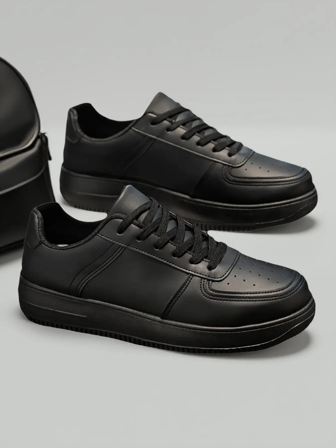 Black Samurai Style Versatile Sneakers (39-44 Sizing) - Leather Upper + Breathable Lining + Anti-Slip Thick Sole, For Daily Outfits & High-Street Style Looks, All-Black Minimalist, Comfort & Breathable, Versatile & Durable, American Trendy Cool