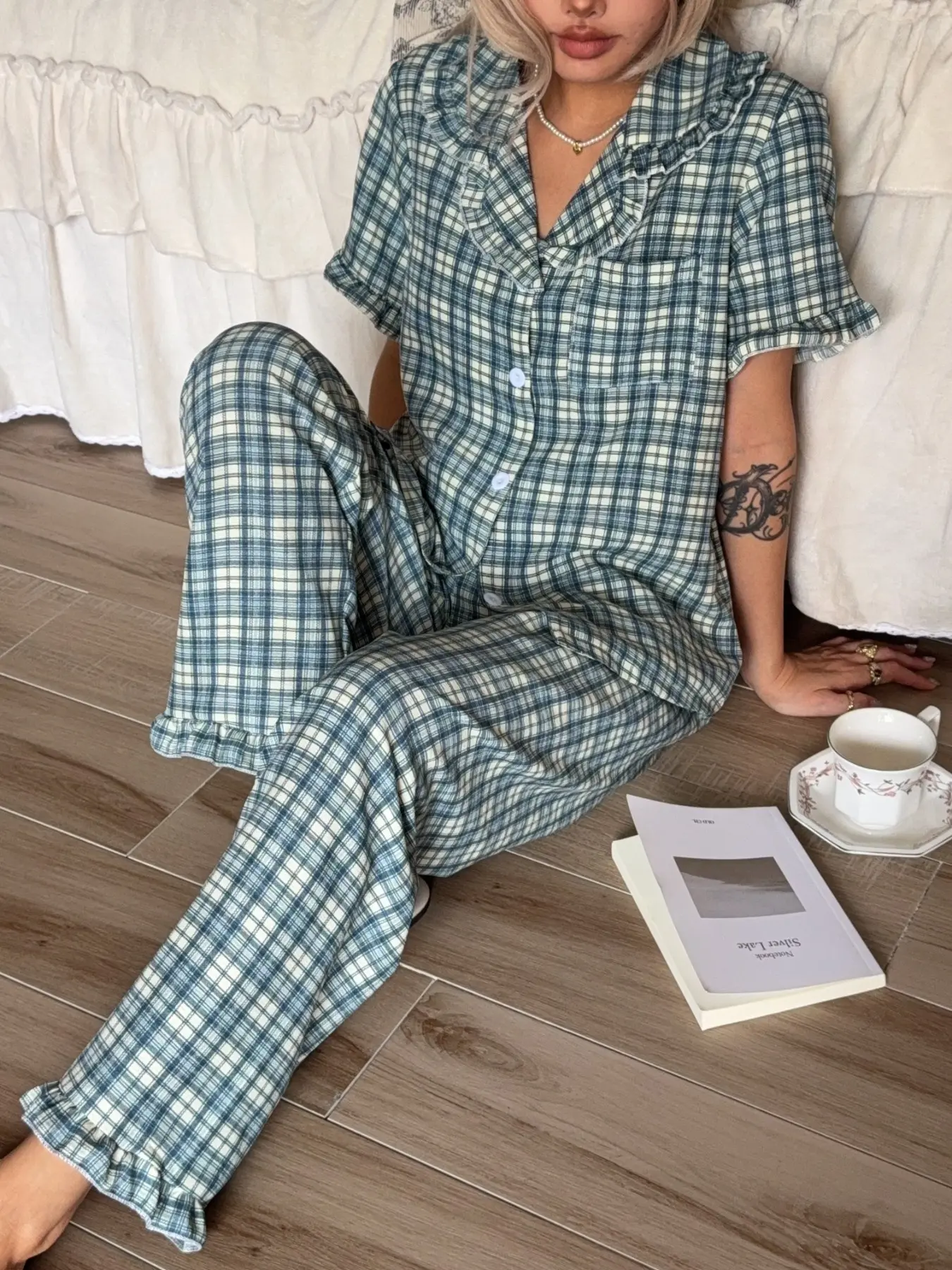 Summer 2-Piece Women's Pajama Set, Elegant Floral Ruffle Short Sleeve Long Pants, Comfortable Button-Up Top and Elastic Waist Pants, Casual Home Wear
