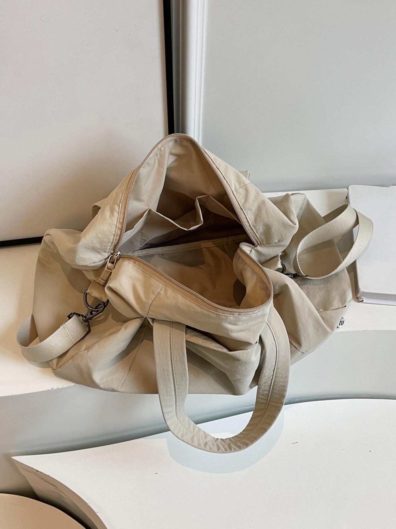 Women's large capacity fitness bag, gym bag, sports style, can be carried on one shoulder, casual commuter bag, light and practical, yoga bag, suitable for short trips, business trips, sports and fitness