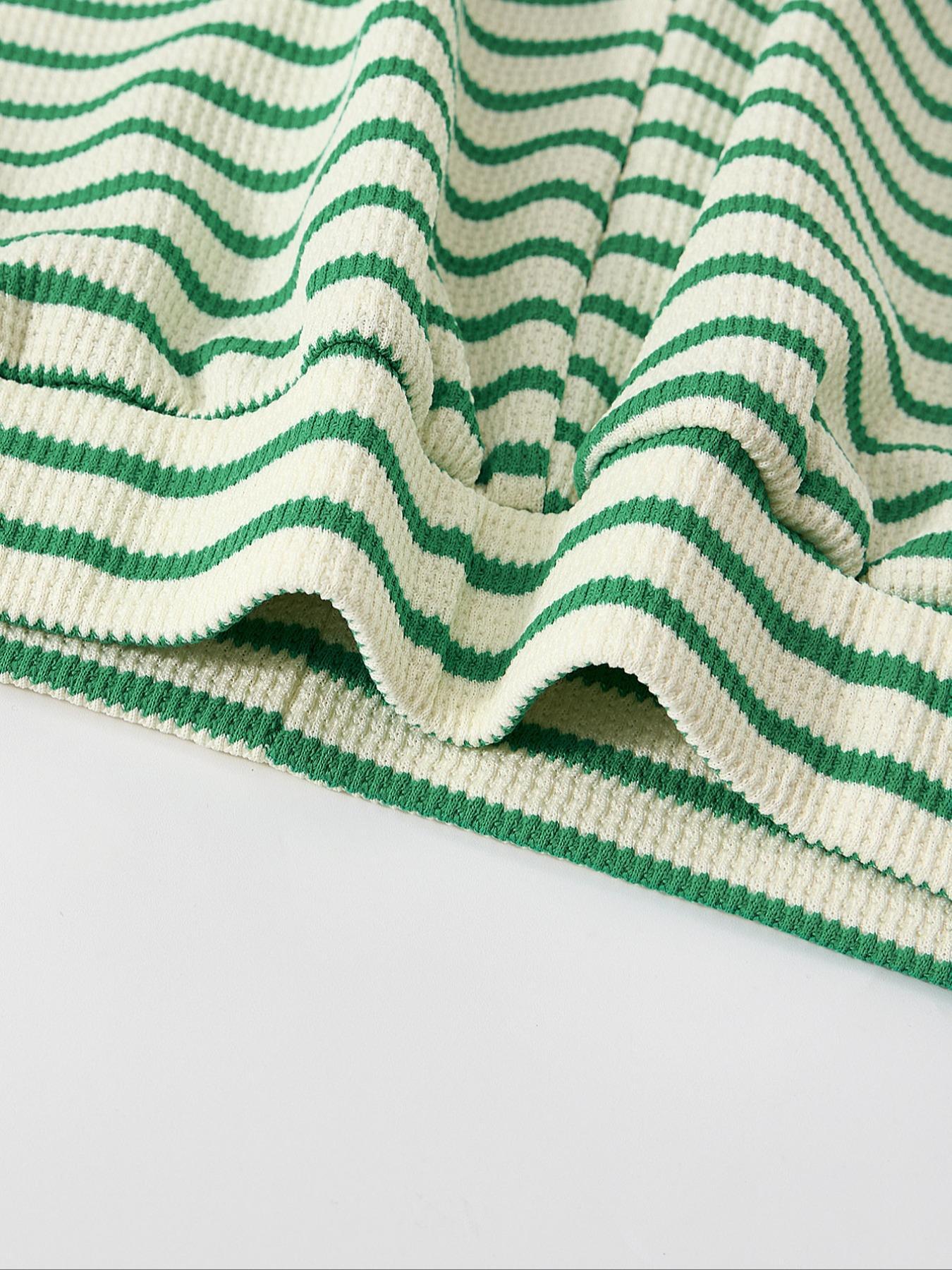 Women's Striped Print Crop Top & Shorts Loungewear Set, Casual Comfy Round Neck Short Sleeve Top & Shorts PJ Set, Shorts Pajama Set, Ladies Sleepwear for All Seasons