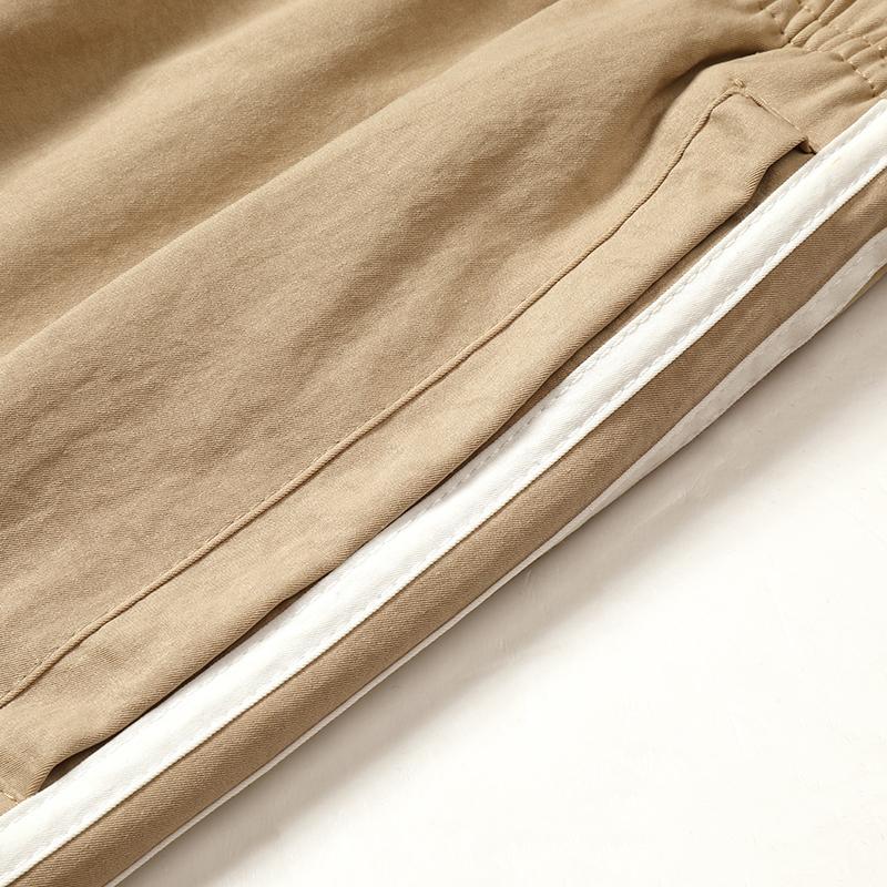 Men's stylish striped print drawstring waist sweatpants, casual and loose-fitting with pockets and a straight leg design, suitable for autumn and winter wear, men's everyday trousers.