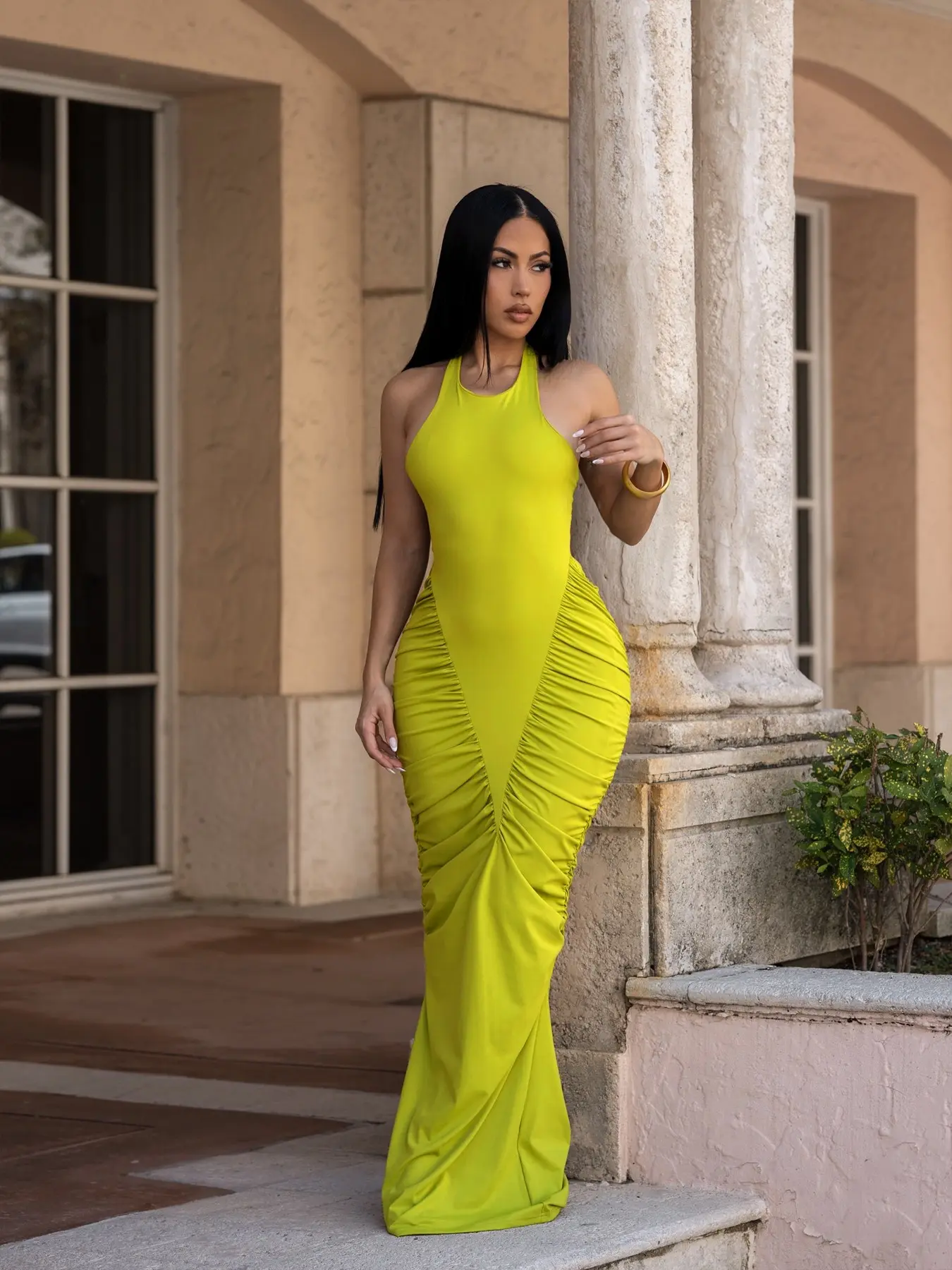 Tw862 Fashion Women's Bodycon Long Dress, Waist Cinch Pleated Halter Backless Sexy Dress, Trendy Evening Gown for Special Occasions