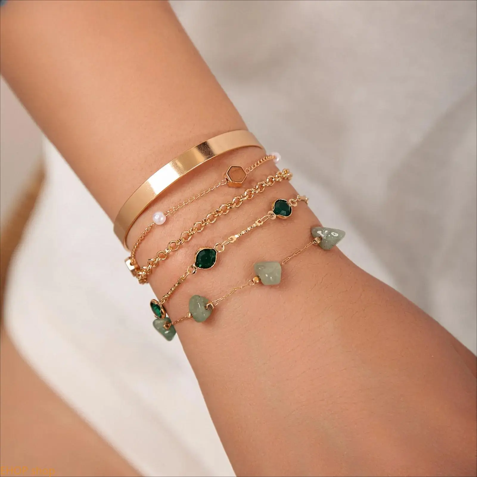 Women Green Stone Layered Bracelet Set Dainty Stackable Beaded Minimalist Boho Jewelry Daily Fashion Wear Lightweight Stack Wrist Accessory, Accessories For Women, Daily Wear