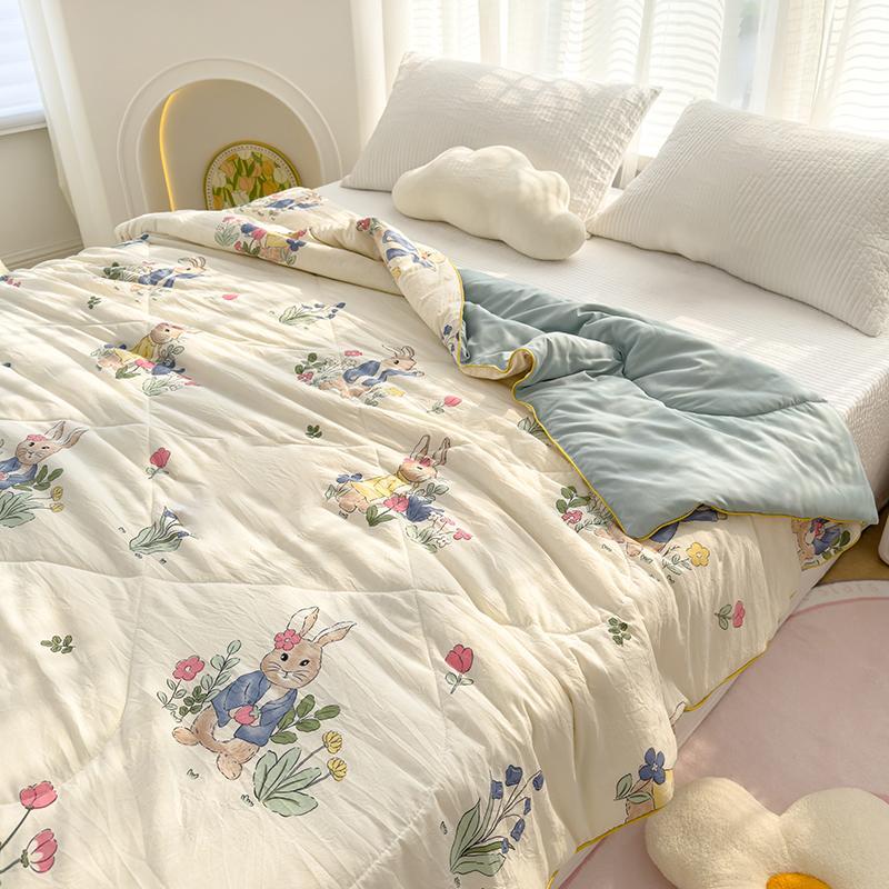 Rabbit Print Summer Cool Blanket, Lightweight Throw Blanket, Breathable Soft Blanket, 1 Count Soft Skin-friendly Air-conditioning Comforter, Thin Comforter for Bedroom, Living Room, Hotel, Dormitory