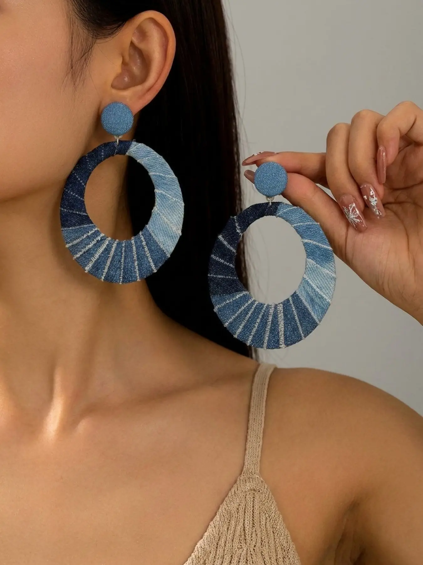 Colorblock Denim Large Circle Earrings Korean Style Trendy Casual Denim Look Gradient Fabric Hoop Earrings Denim Set Casual T-Shirt Accessory