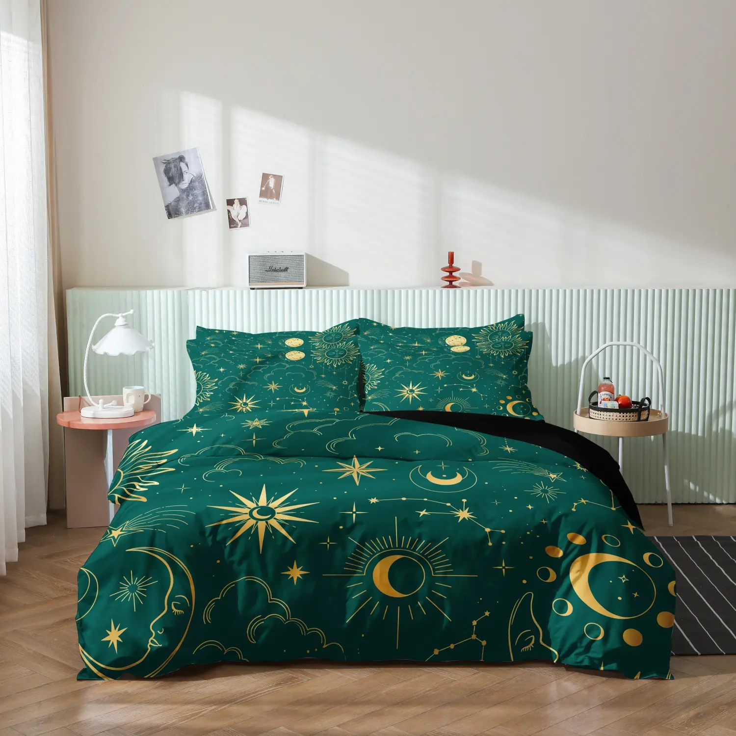 3 Pieces Emerald Green Golden Celestial Star Moon Print Duvet Cover Set, Dark Green Bohemia Constellation Zodiac Printed Bedding, Style Bedding For Bedroom Home Decoration, Multiple Sizes Available (1 Duvet Cover + 2 Pillowcases, No Comforter No Pillow)