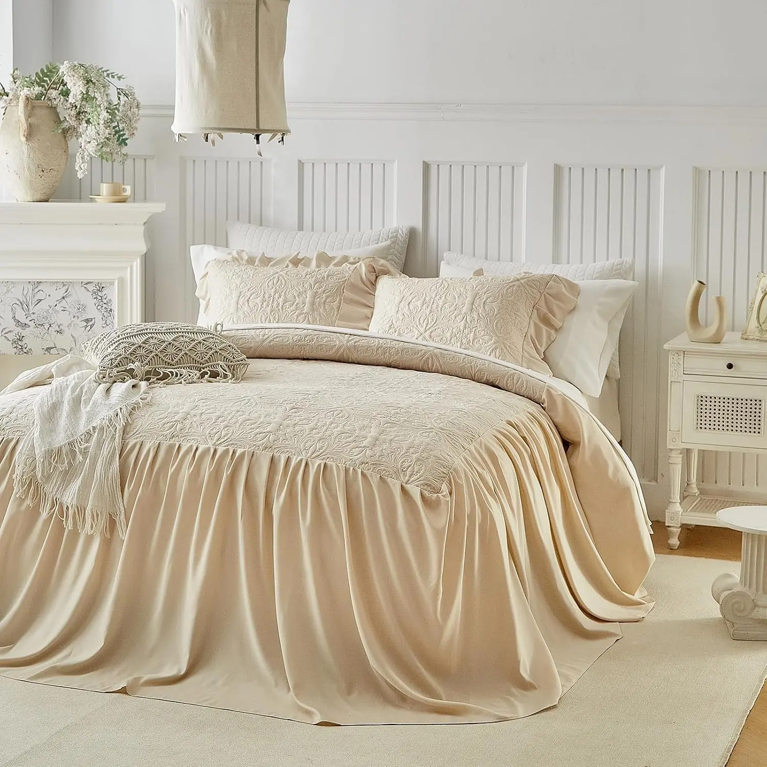 Queen Size 3-Piece Skirt Shape Bedspread Set - 30" Long Drop, Floral Print, Shabby Chic, Quilted Stitch, Oversized Fit, Vintage Cream Beige, Lightweight Boho Rustic Luxurious Summer Bedding Coverlet