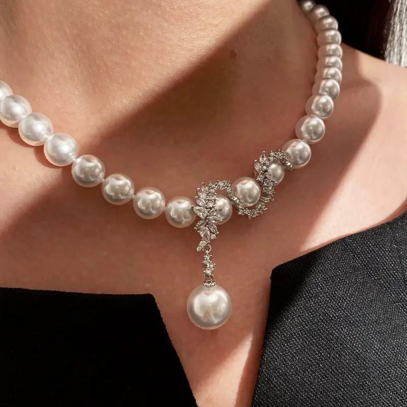 Plain White Pearl Necklace Women Luxury Grey Dragon Pendant Silver Choker Chain Trendy Jewelry Gift