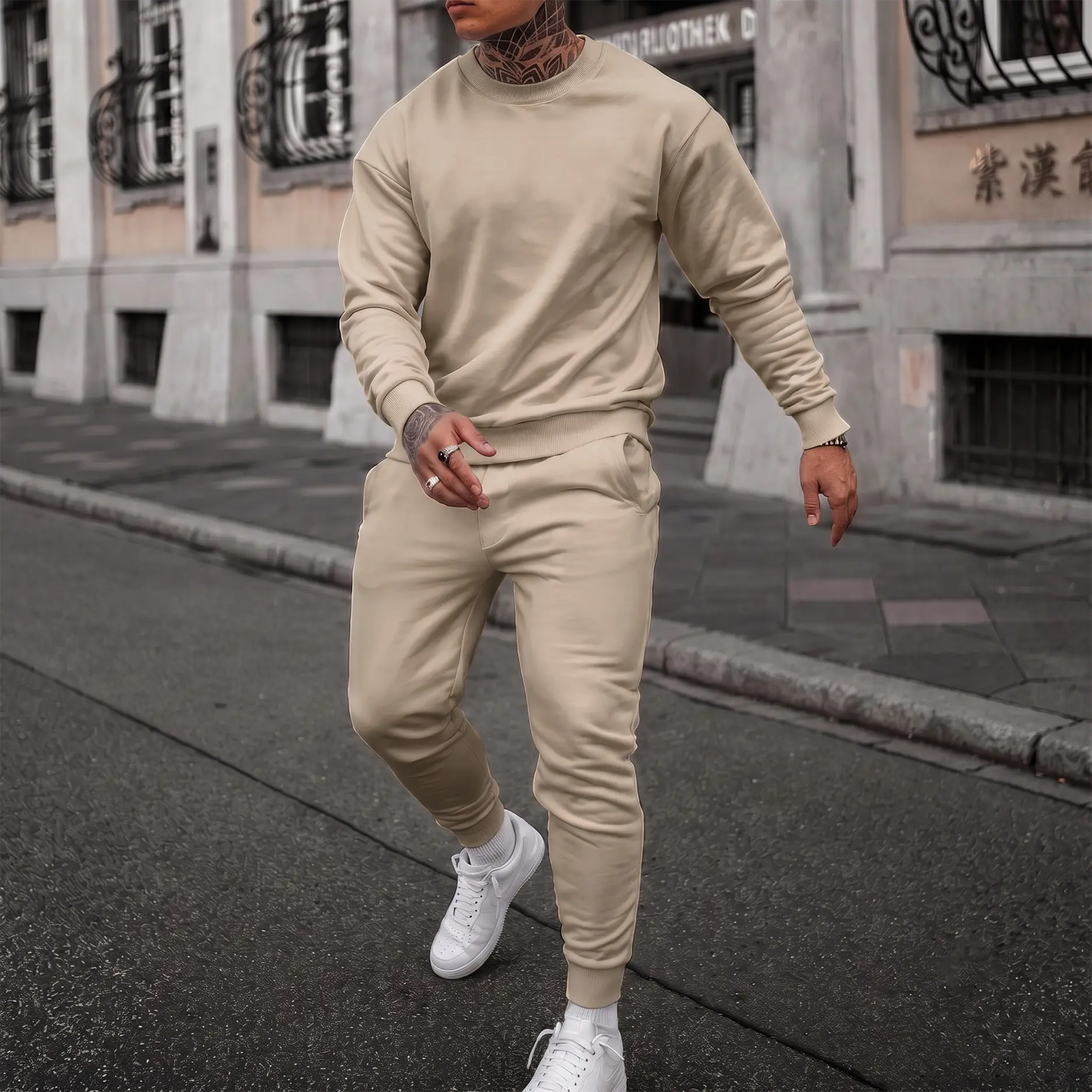 Men's Solid Crewneck Sweatshirt and Jogger Pants Set, Casual Long Sleeve Pullover with Drawstring Sweatpants, Comfortable Fall Winter Tracksuit for Daily Wear, Travel, Lounge, Workout and Indoor Outdoor Activities