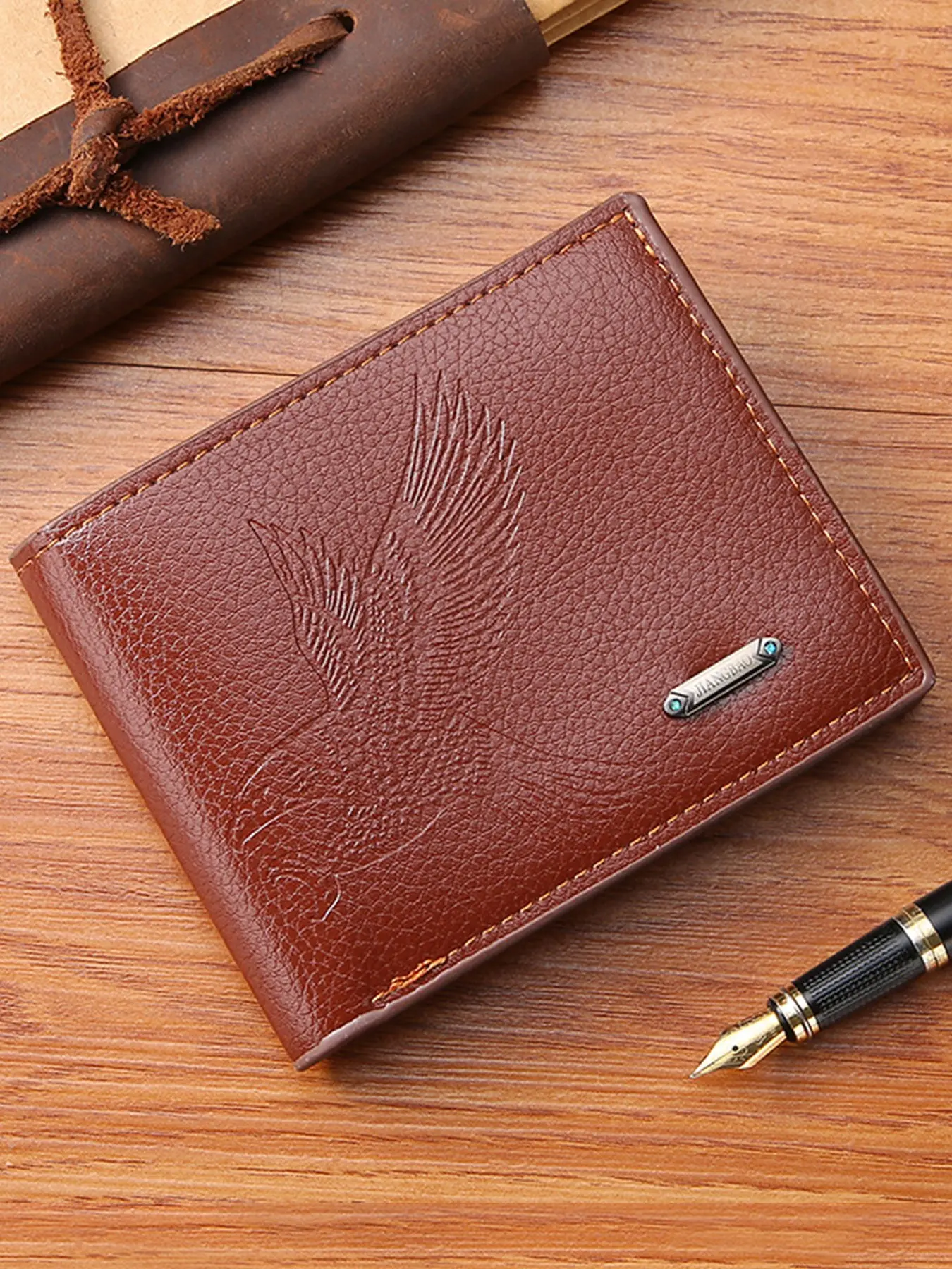 Eagle Pattern Embossed Men's Bi-Fold Wallet, Vintage Leather-Look Credit Card Holder, Photo Slot, Thin Short Wallet, Perfect Gift for Men