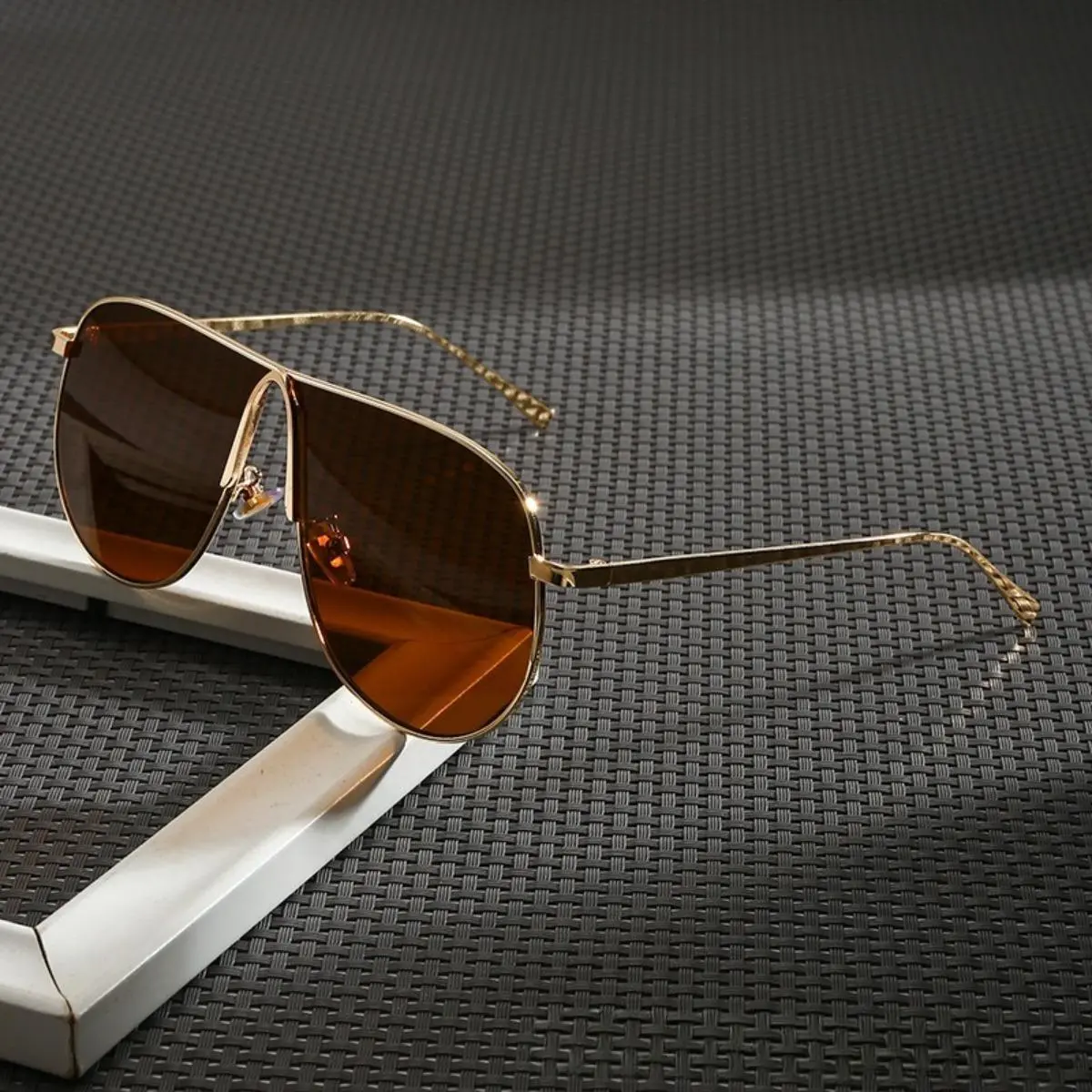 Women's Oversized Semi-Rimless Metal Frame Aviator Sunglasses - Anti-UV Shield Eyewear, European-Inspired Celebrity-Influencer Style, for Daily Wear & Travel, Womens Sunglasses, Anti-Uv Women's Sunglasses,summeroutfits,vacationoutfits,beachoutfits