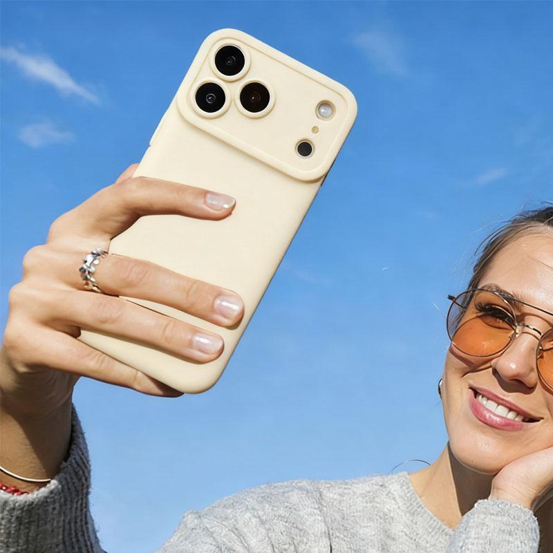 A Popular Butterfly-Patterned Phone Case Compatible with Iphone 17/15/14/13/12/11/XS/Plus/Pro/Max/Mini - a Creative And Stylish Design Suitable for Everyone, Perfect As a Gift for Friends, Family, Boyfriends, Or Girlfriends. Cellphone Smartphone