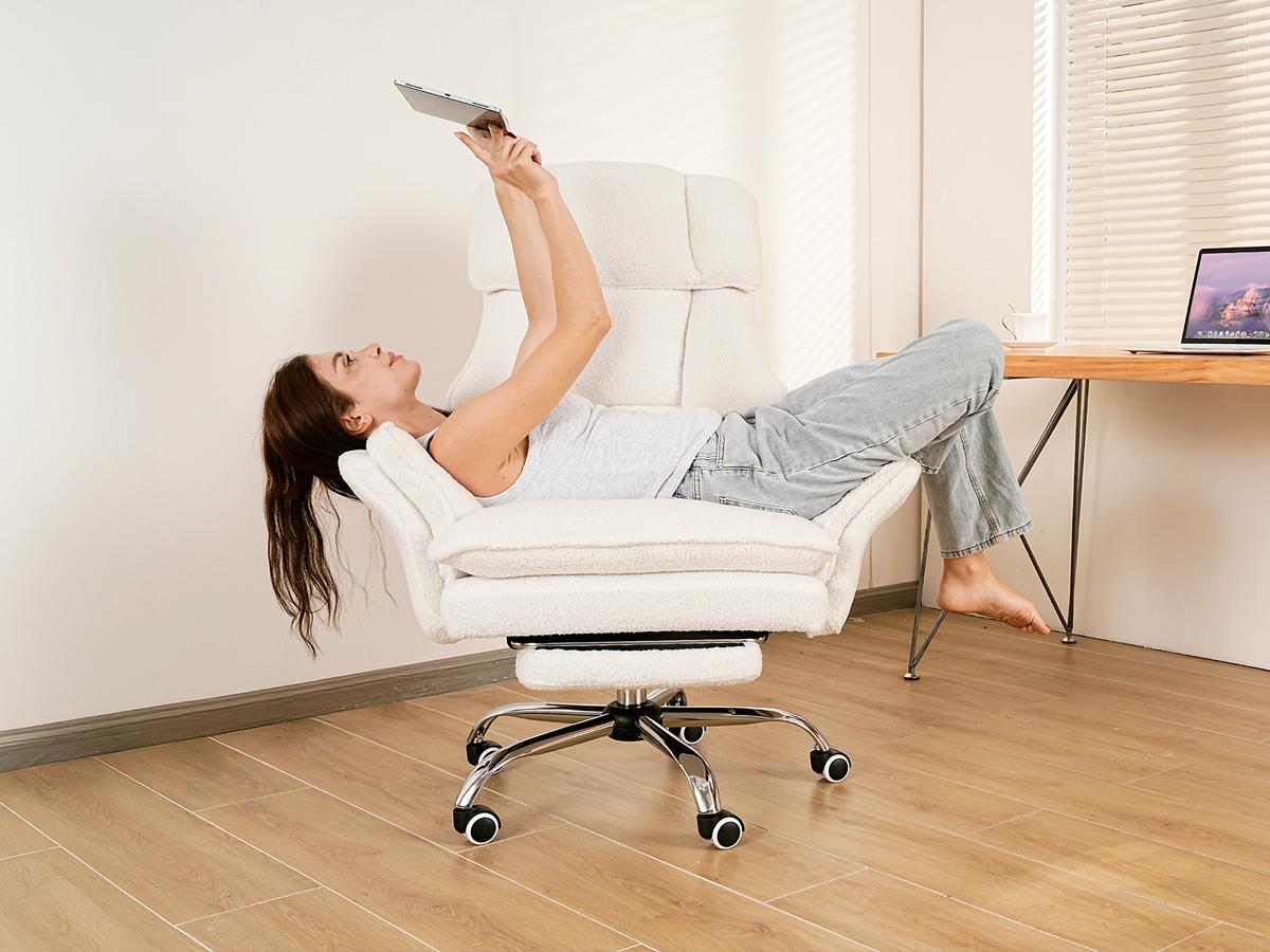 [New Year]HOMRELEXA Big and Tall Office Chair, Flip ArmresHOMRELEXA Big and Tall Office Chair, 400lbs Executive Ergonomic Computer Gaming Desk Chair with Foot Rest, Flip-Up Armrests for Pets & Cross Legged Sitting, Premium Tech Fabric Wide Seat Recline