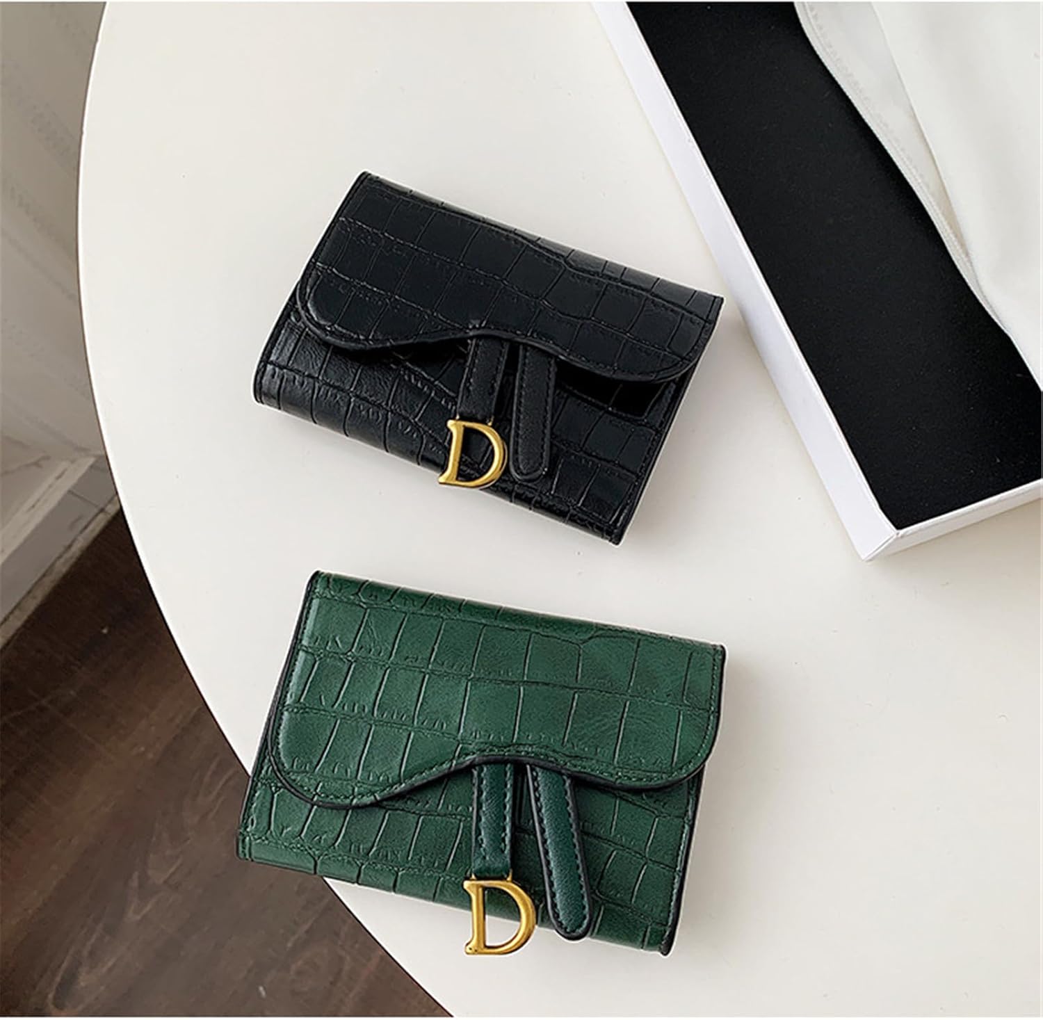 Women's Fashionable Crocodile Embossed Short Wallet, Casual Versatile Card Holder, Trendy All-match Wallet for Daily Use Outdoorfun Leather Bifold SpringStatements