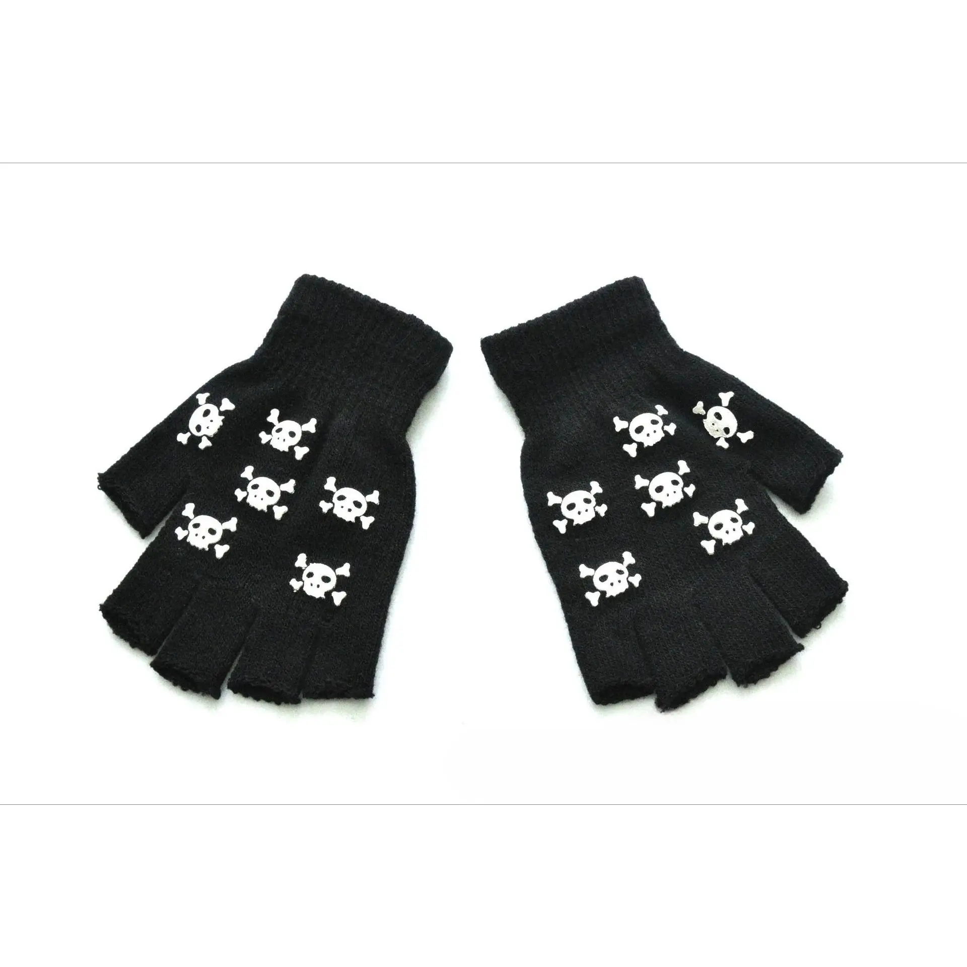 Glow-in-the-Dark - 6 Small Skulls
