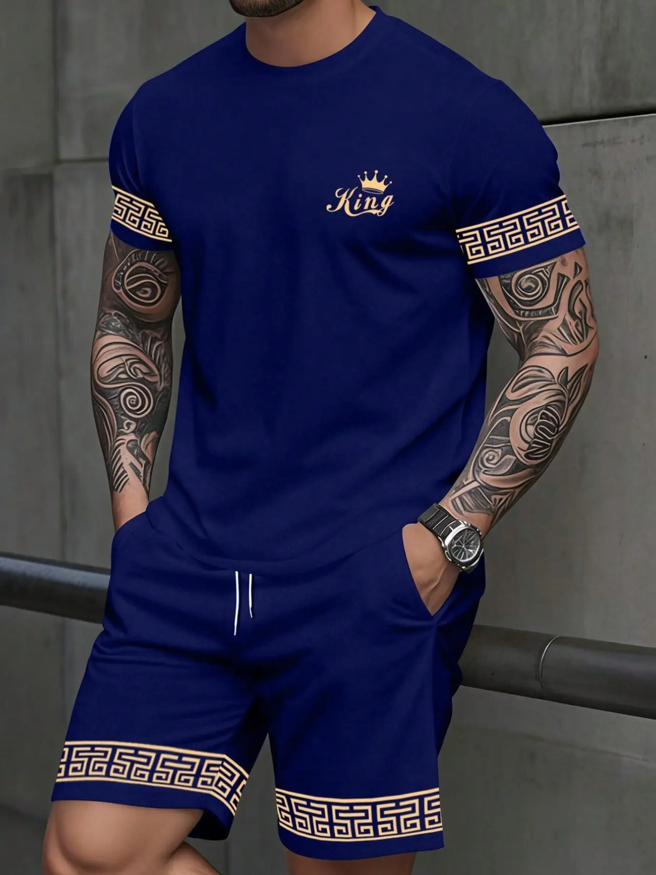 Men's summer casual two-piece matching set, crown letter printed short sleeved top shorts set, retro patterned decoration street style men's clothing