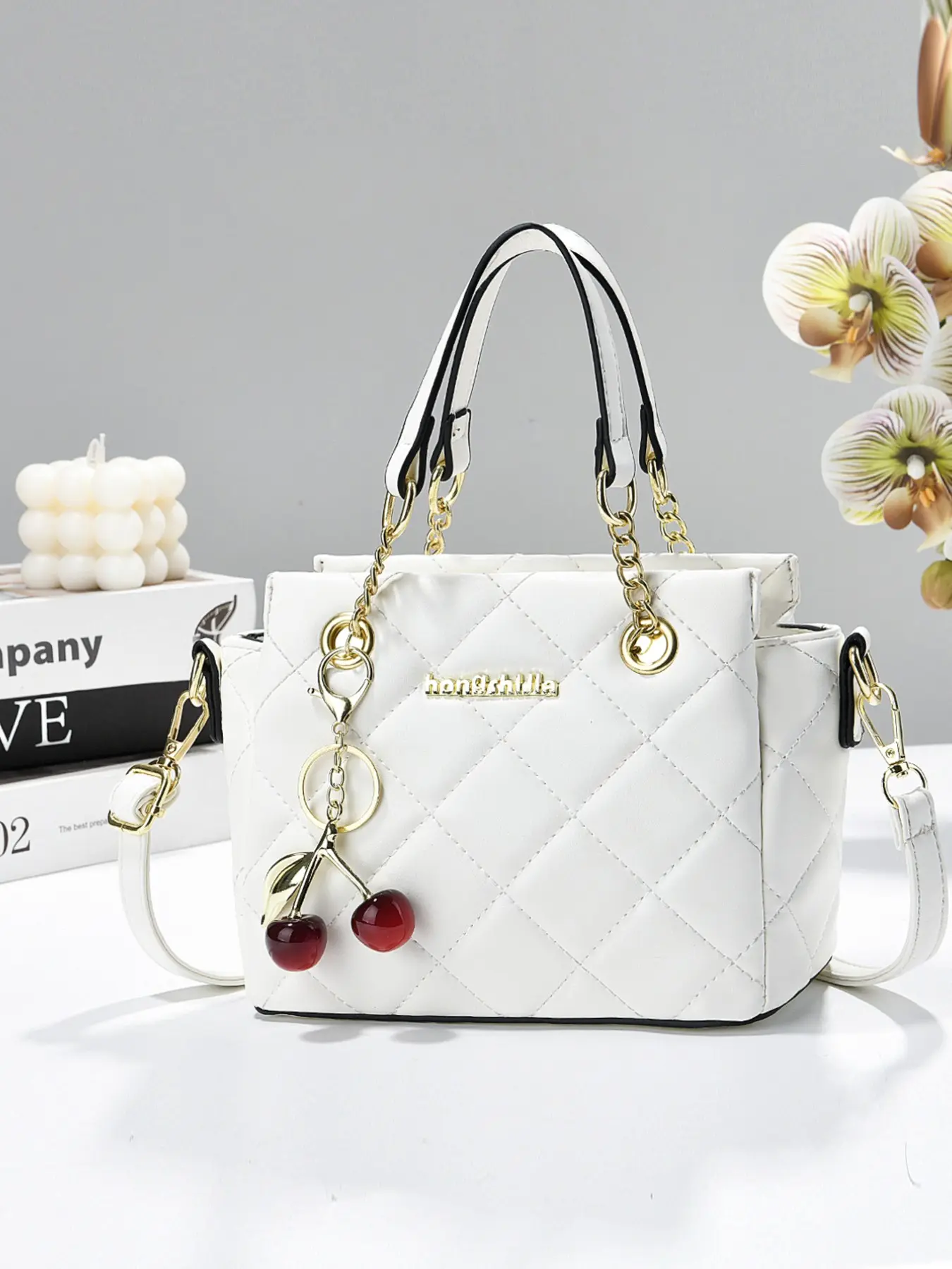Elegant Quilted Crossbody Tote Bag for Women, Cherry Charm Decor, PU Leather Shoulder Handbag with Chain, Ideal for Work & Casual Outings, Chain Crossbody Bags