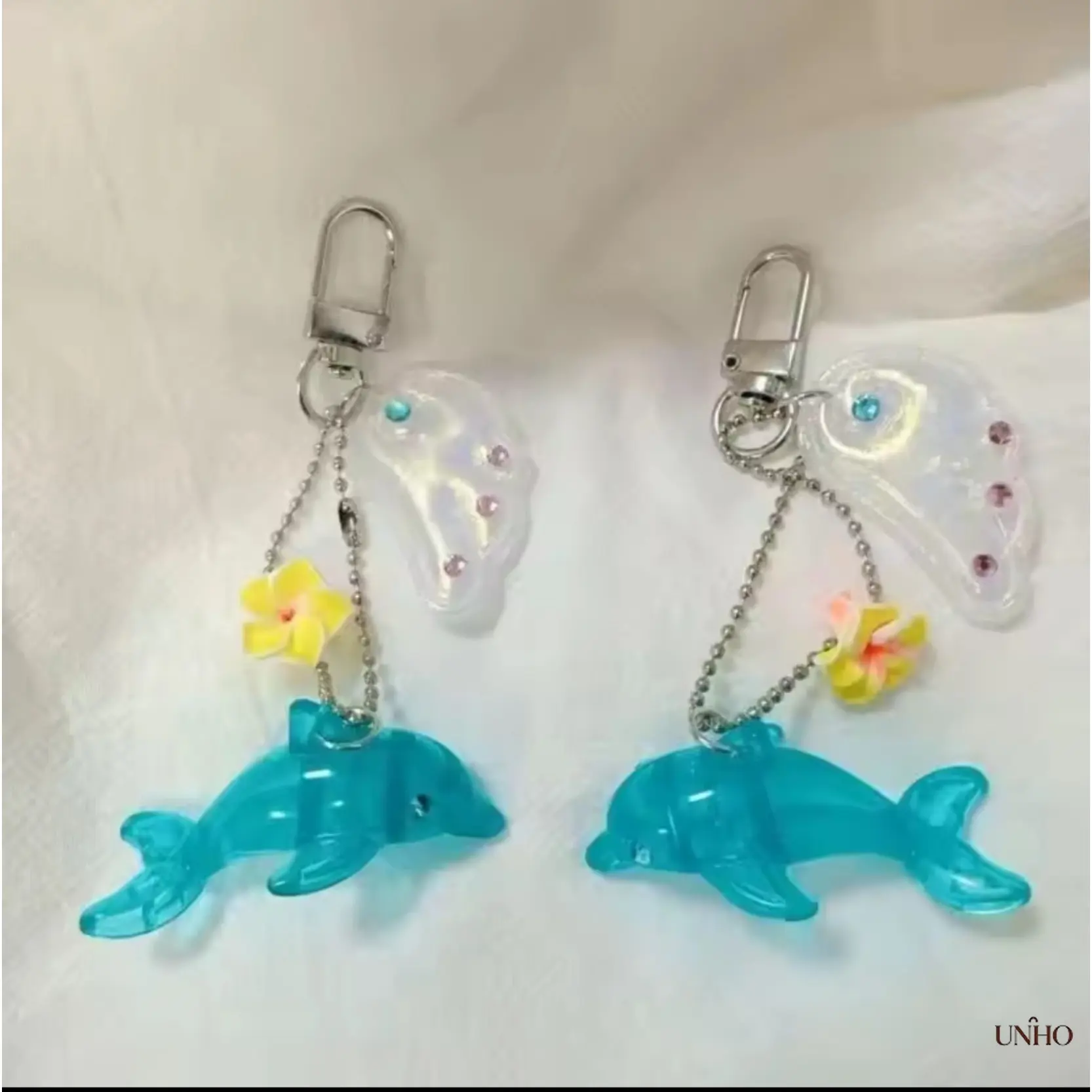 Y2K‑Style Transparent Dolphin‑Shell Keychain, Retro Girly‑Heart Bag‑Pendant, Ins‑Fashion Small‑Dolphin Hanging‑Chain Accessory For Daily‑Decor