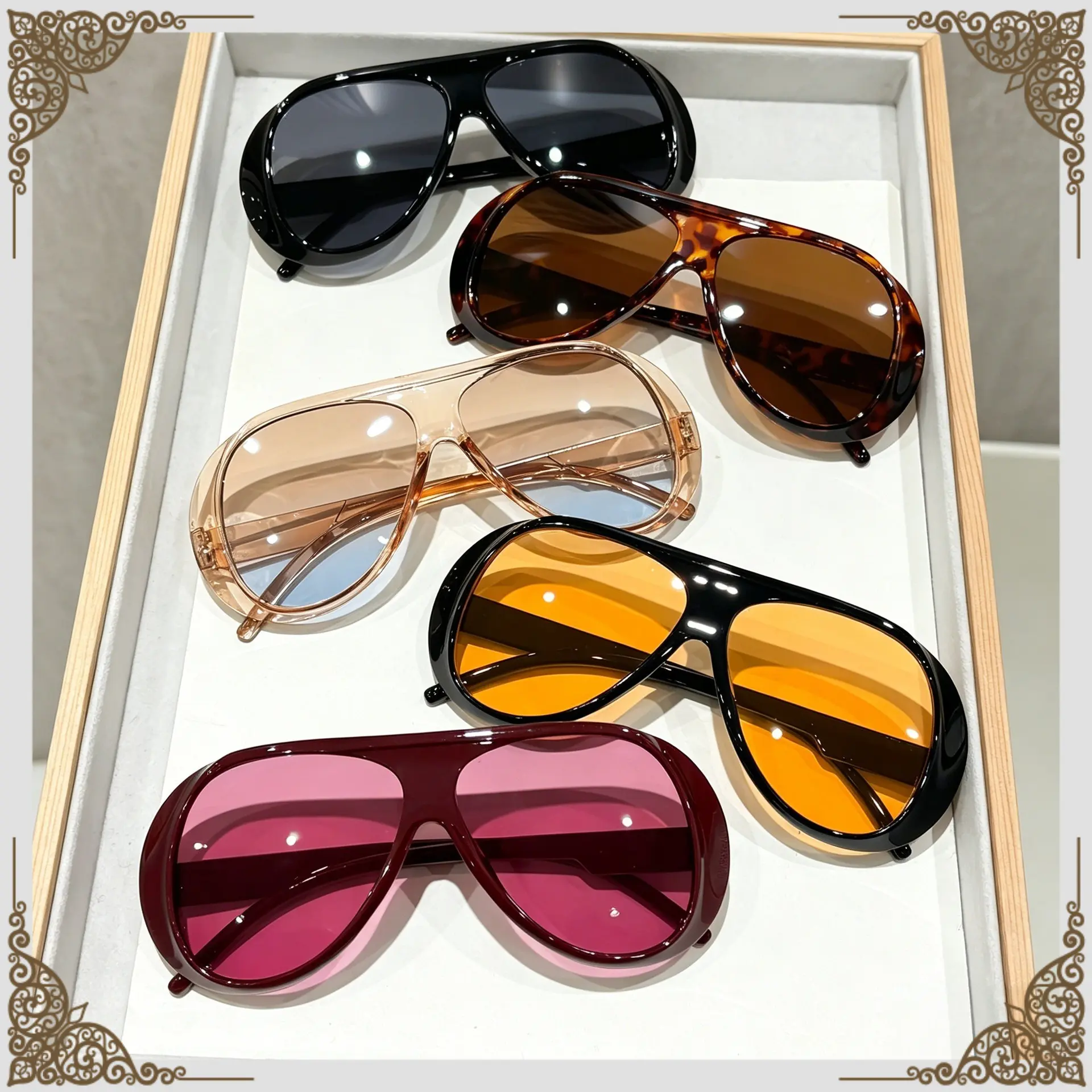 Retro Aviator Sunglasses with Multi Color Gradient Lenses, Fashion Eyewear for Summer Beach Trips and Travel Style, Aviator Shape, Chic Sunglasses, Casual Outdoor Sunglasses