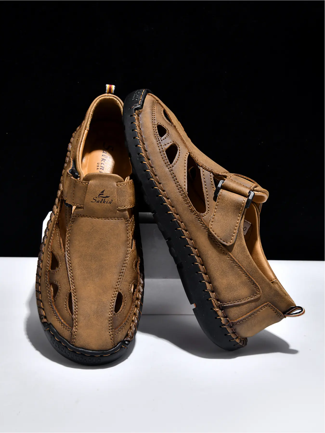 Men's Outdoor Non-slip Breathable Casual Slide Sandals Summer Hand-stitched Soft Sole Closed-toe Sandals Footwear Slides