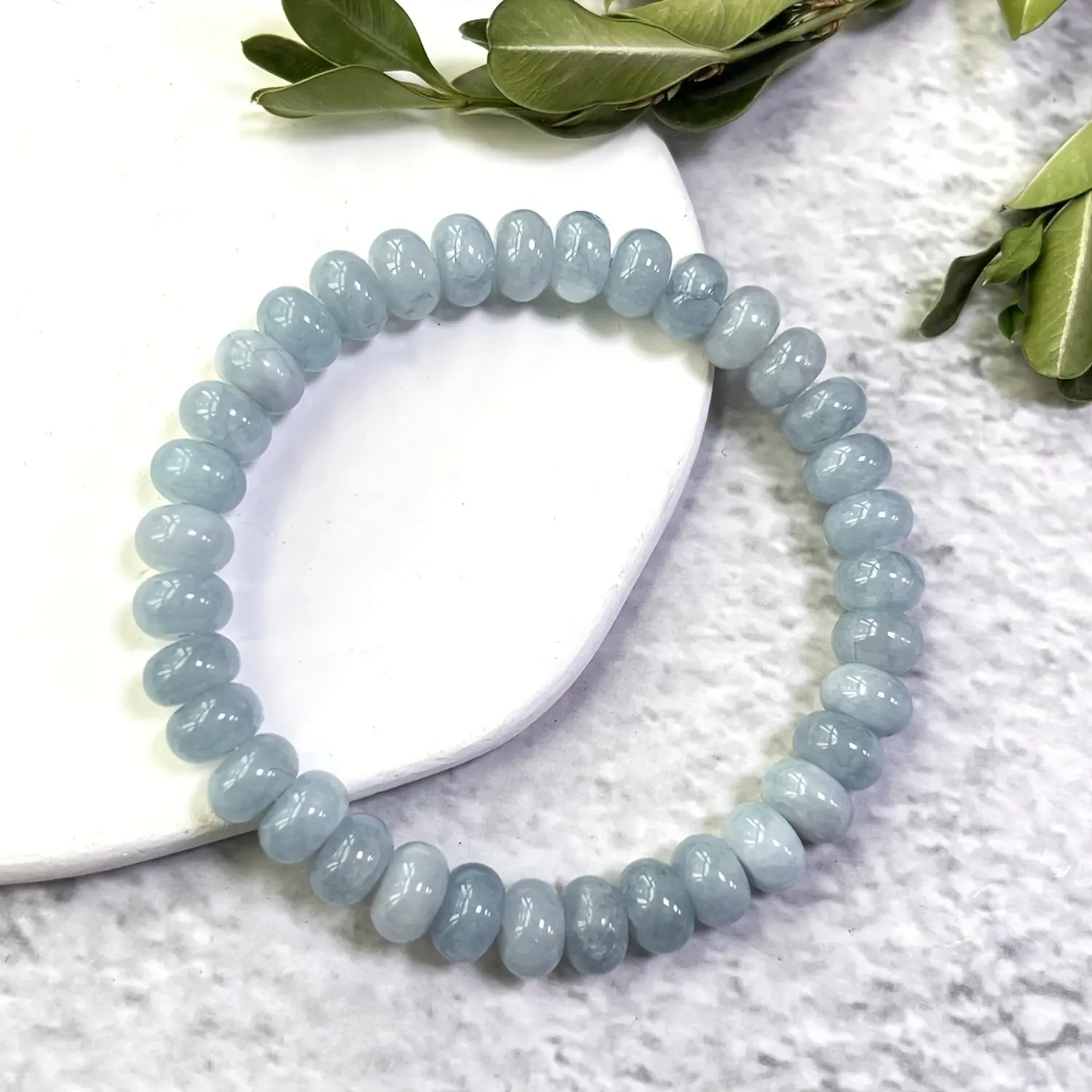 Blue Aquamarine Flat Beaded Bracelet, Smooth Polished Disc Stone Stretch Bracelet, Dainty Light Blue Crystal Bead Bracelets for Women, Minimalist Crystal Jewelry Gift for Daily Wear, Vacation, Birthday