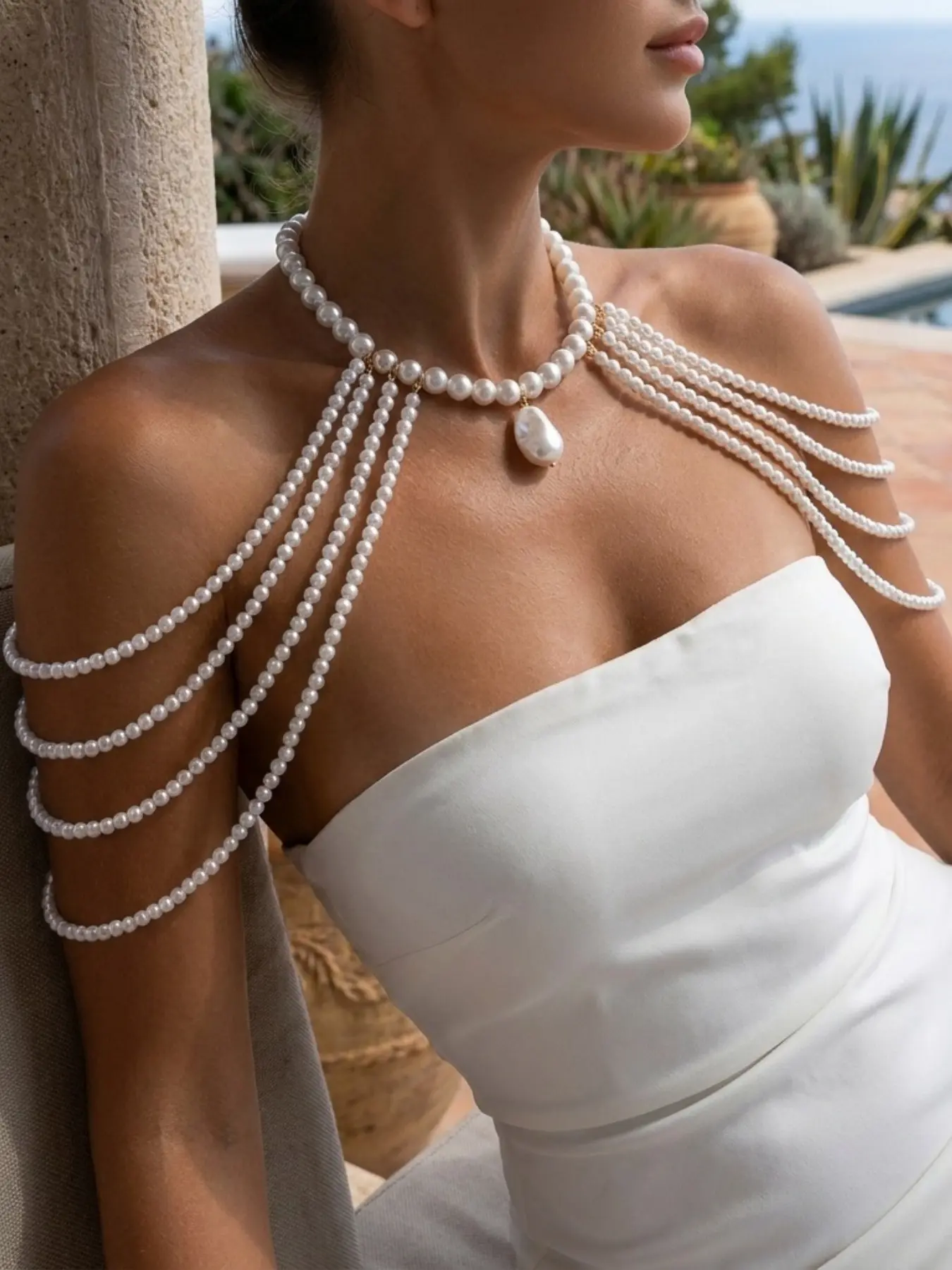 Super fairy temperament multi-layer U-shaped fringed imitation pearl shoulder chain French retro style dress with body chain clothing trim chain Body Jewelry