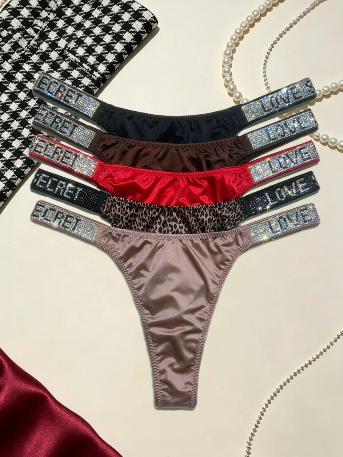 Love Secret Design 5 Packs Sparkling A+ Class Rhinestone Thongs/T-back/Briefs/panties  Nylon Spandex Cotton High Quality Comfortable Fresh Underwear Panties for Daily Life Sports Four-Season Multi-Pack Fashion Soft Breathable Knicker Womenswear