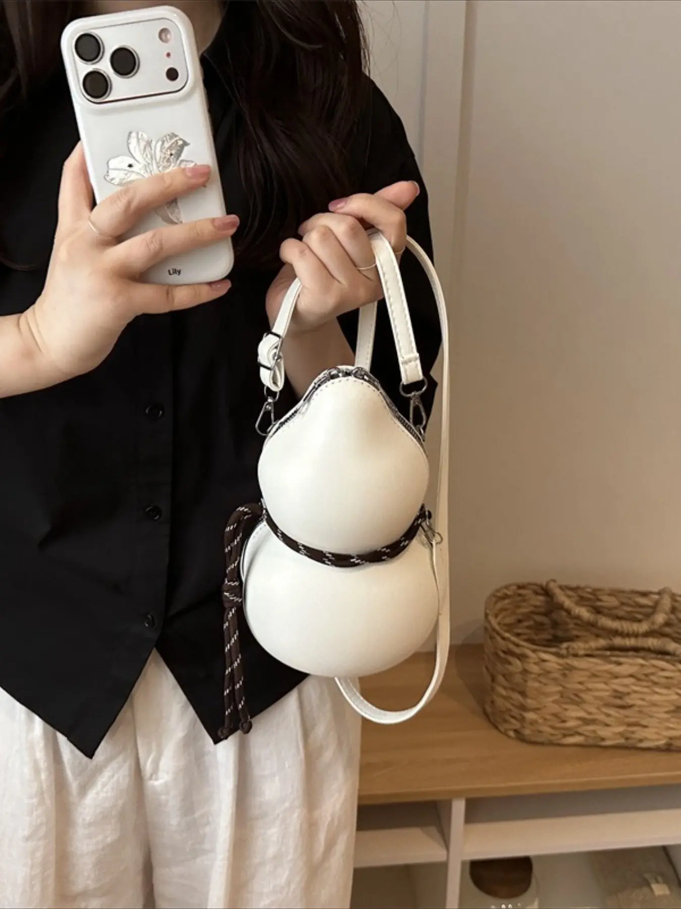 Traditional Style Luck Gourd Bag, 3D Design Crossbody Small Bag, Elegant and Unique Accessory, Perfect for Daily Use and Special Occasions